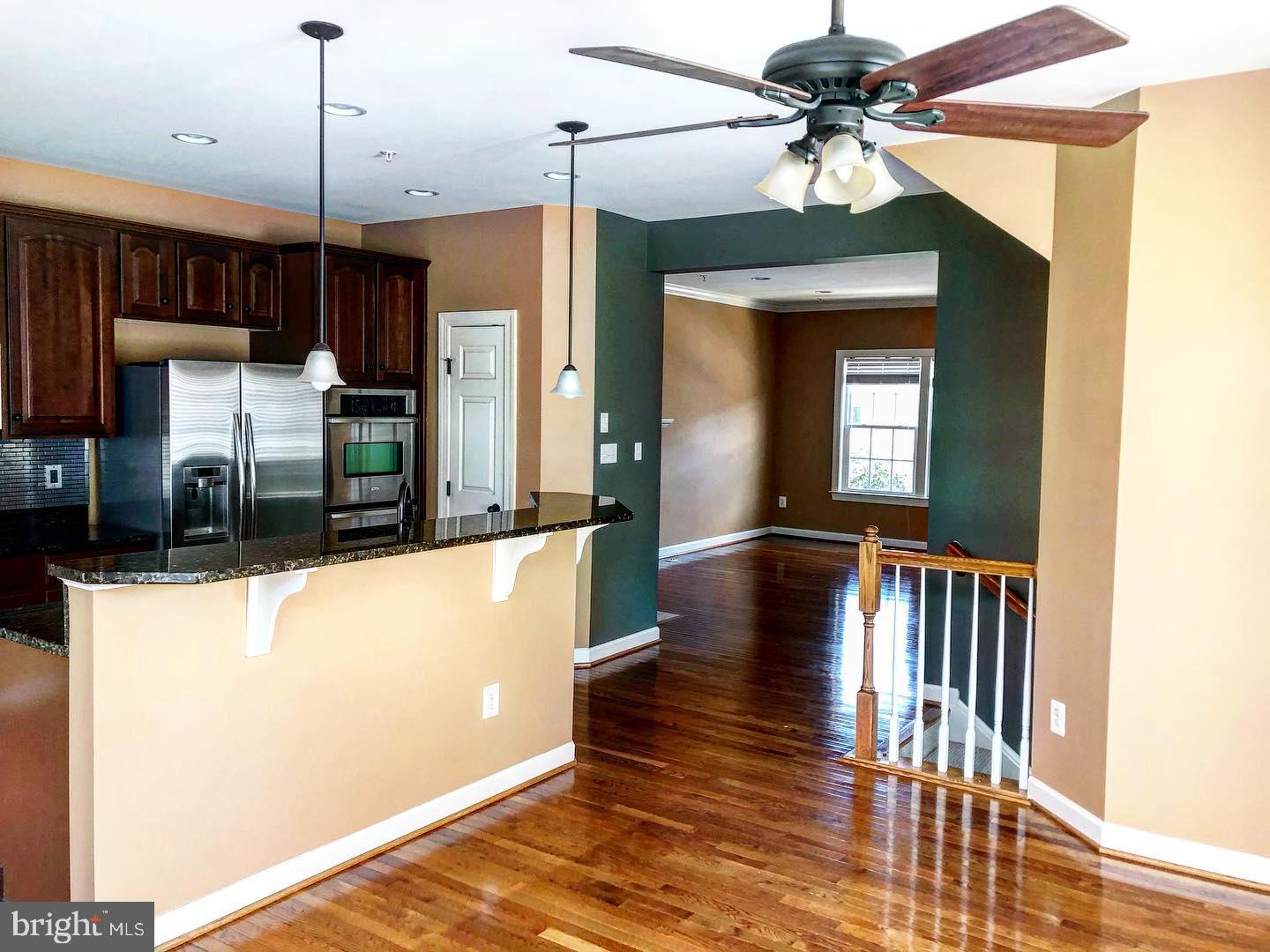 VILLAGES OF URBANA - Residential Lease