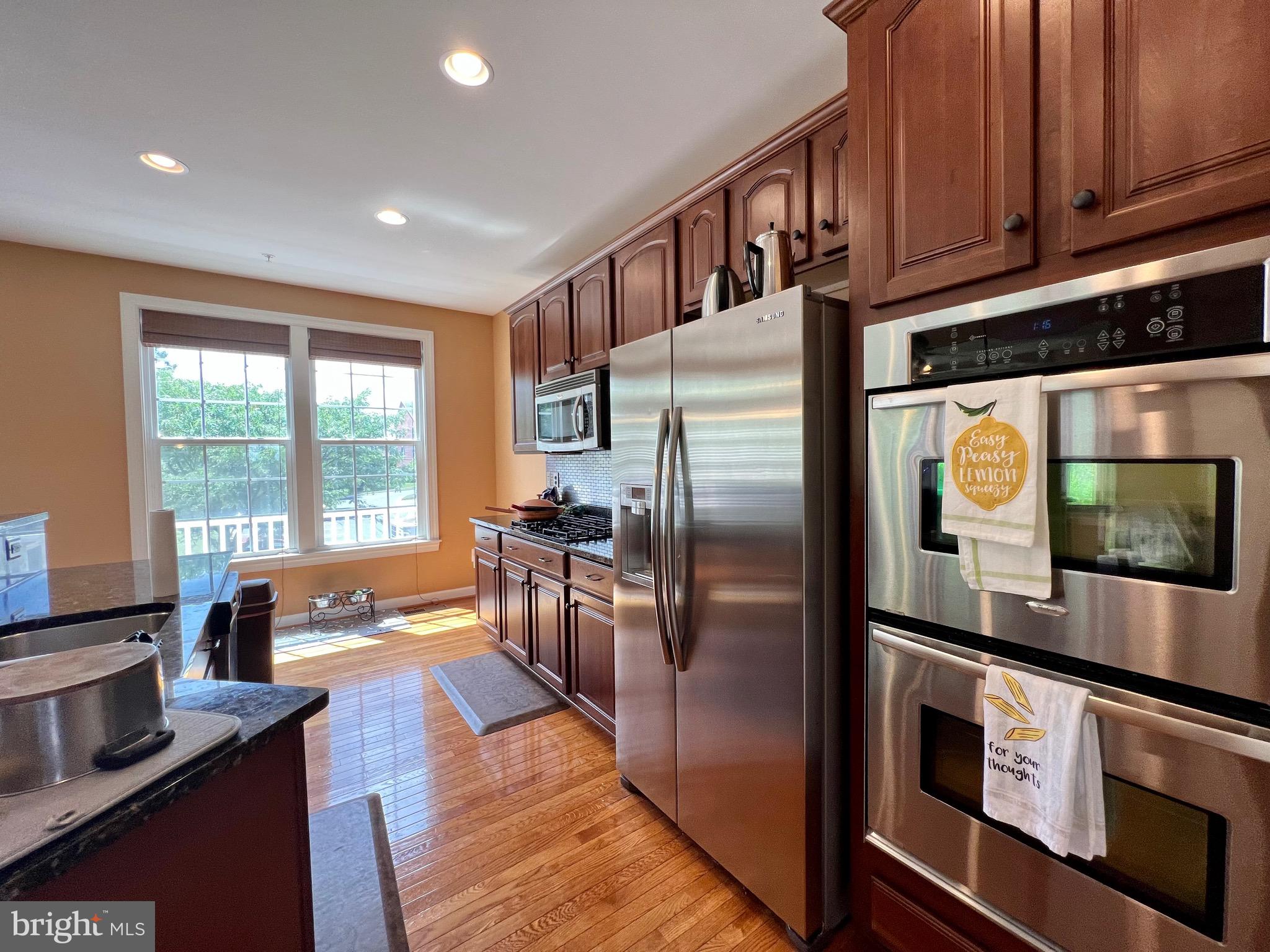 VILLAGES OF URBANA - Residential Lease