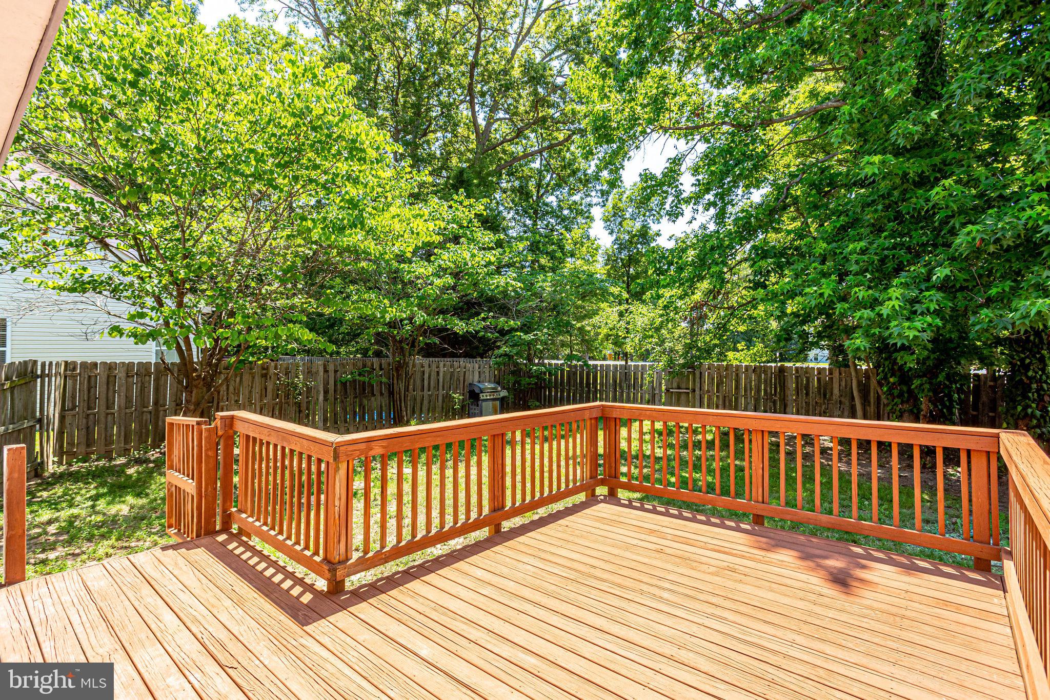 ST CHARLES HAMPSHIRE - Residential