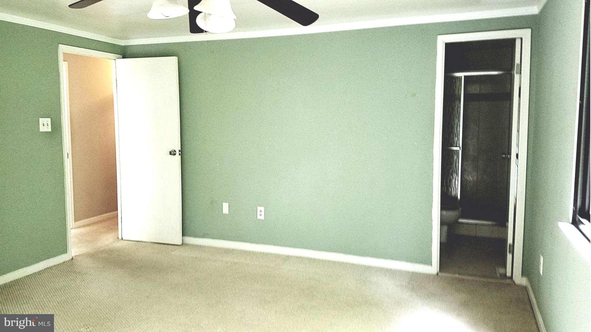 LONG REACH - Residential