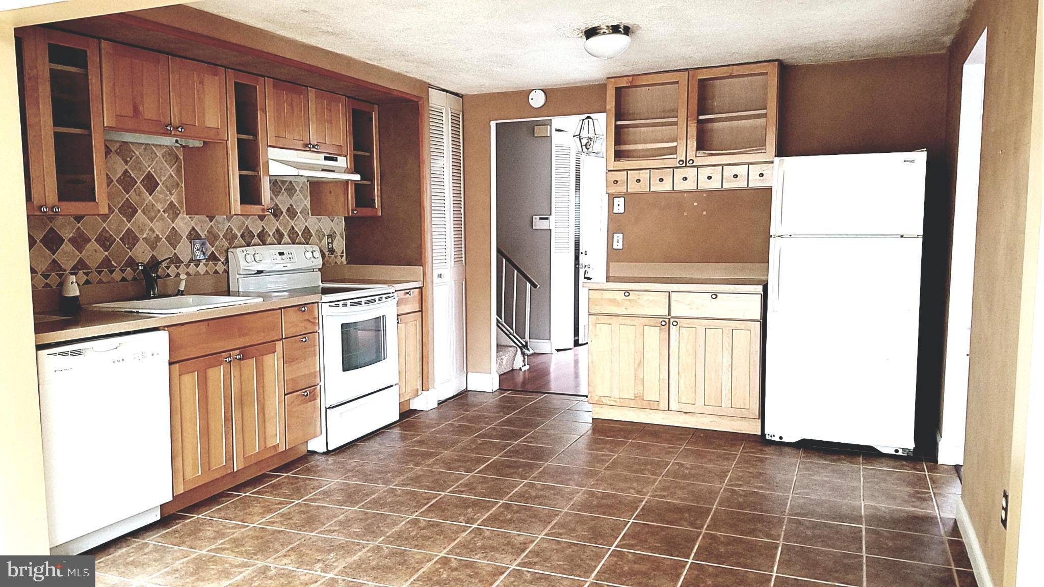 LONG REACH - Residential