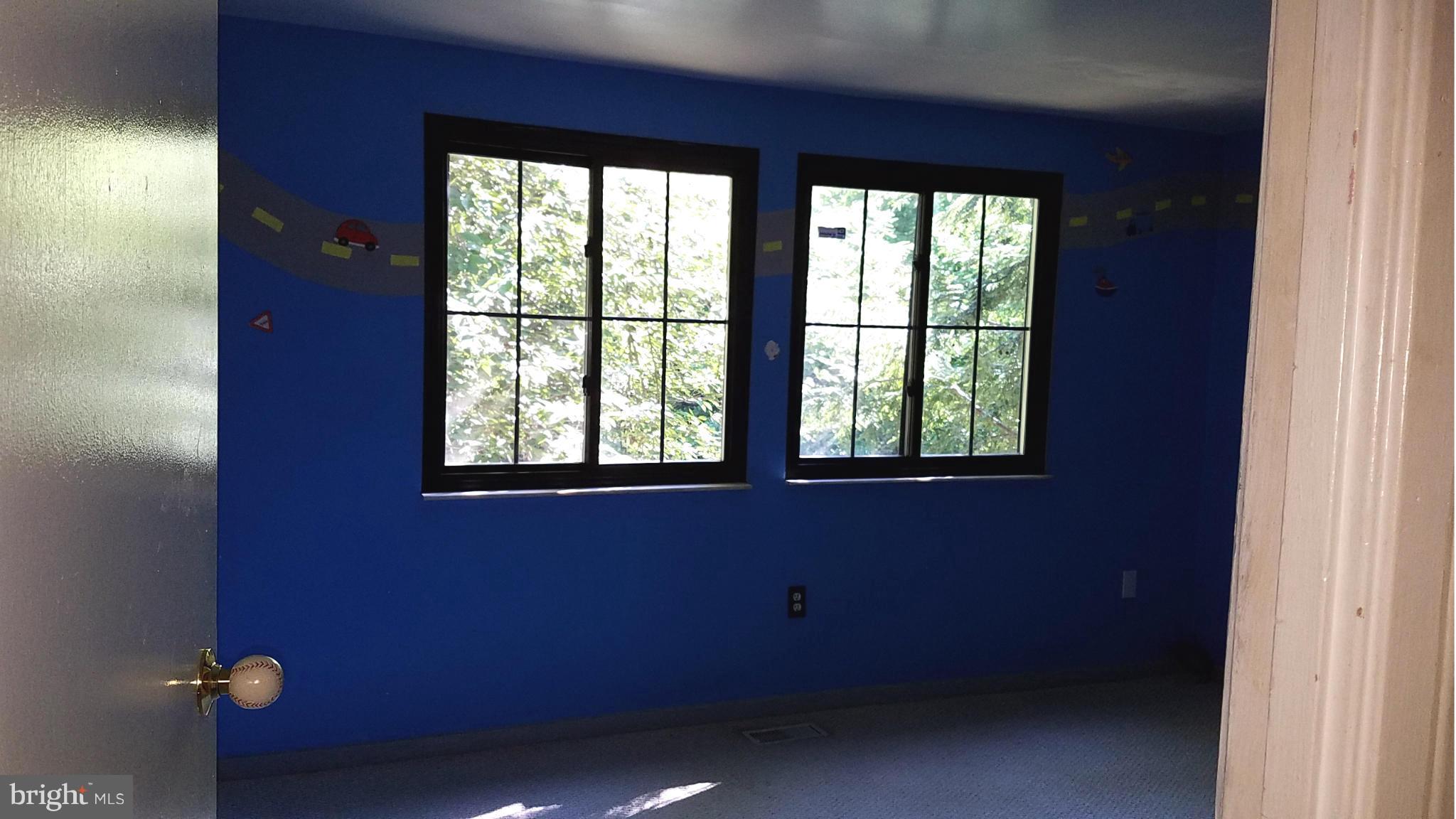 LONG REACH - Residential