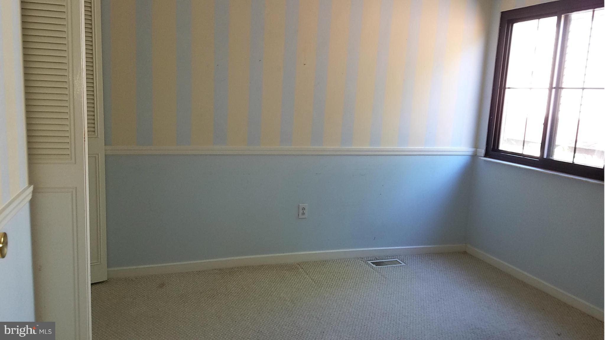 LONG REACH - Residential