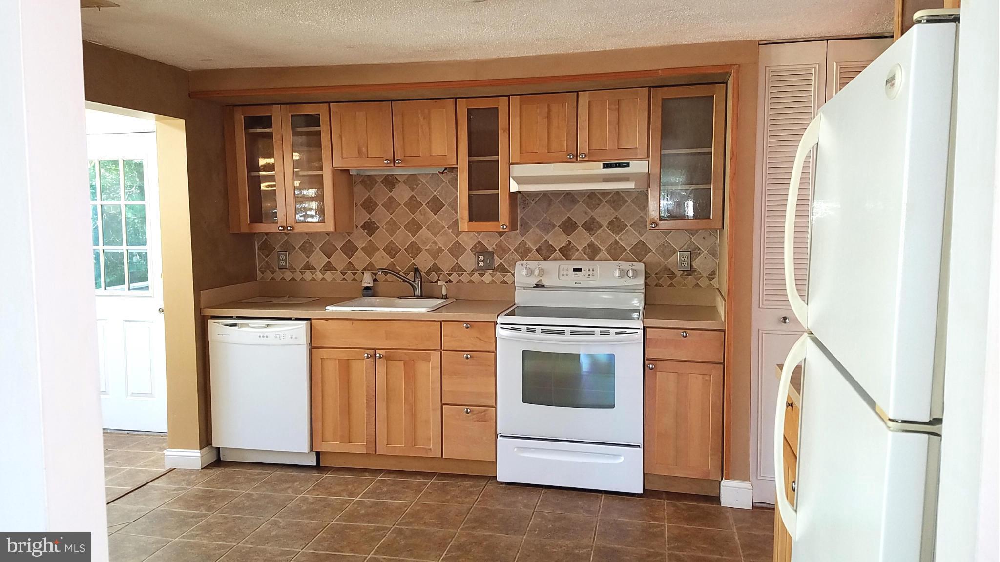 LONG REACH - Residential