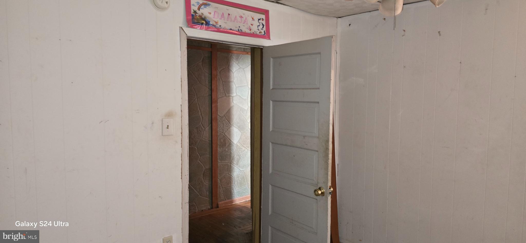 MAYFAIR - Residential