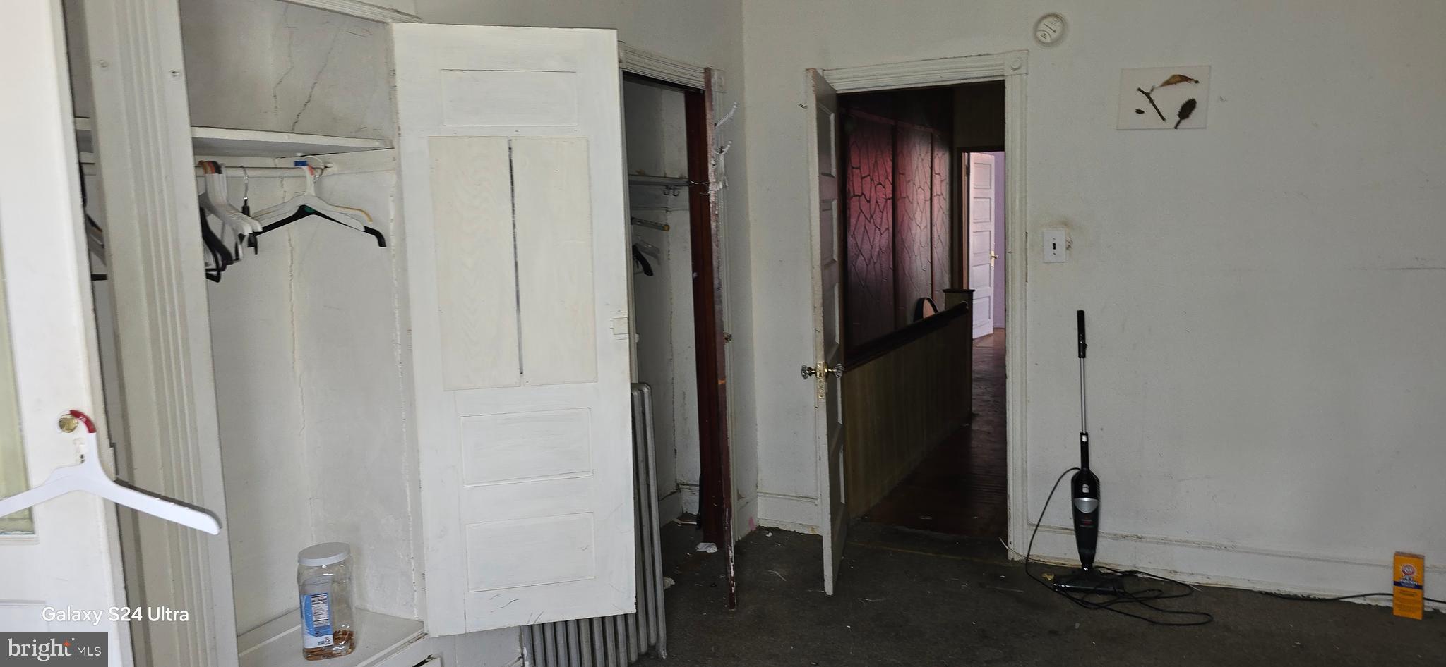 MAYFAIR - Residential