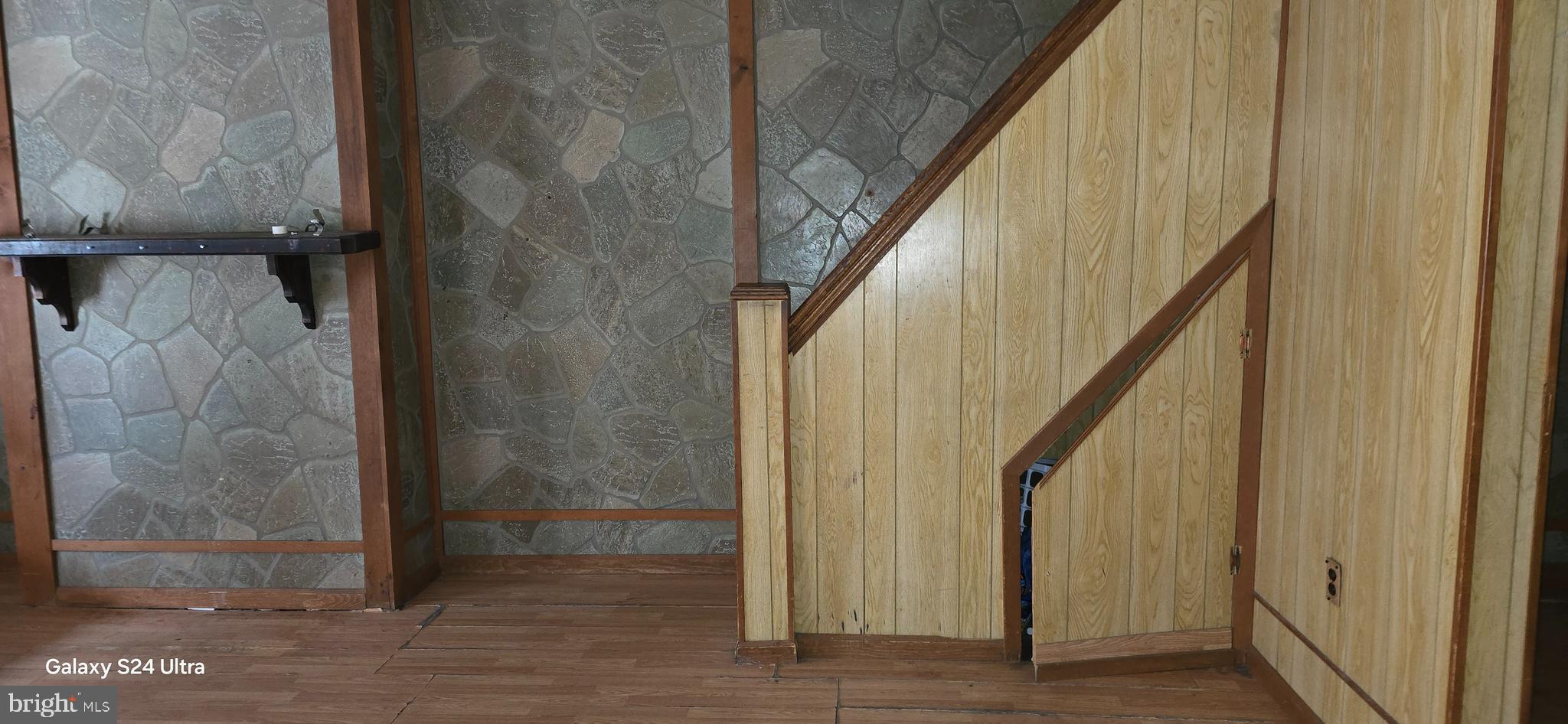 MAYFAIR - Residential