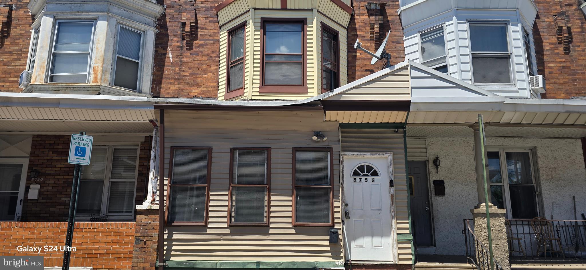 MAYFAIR - Residential