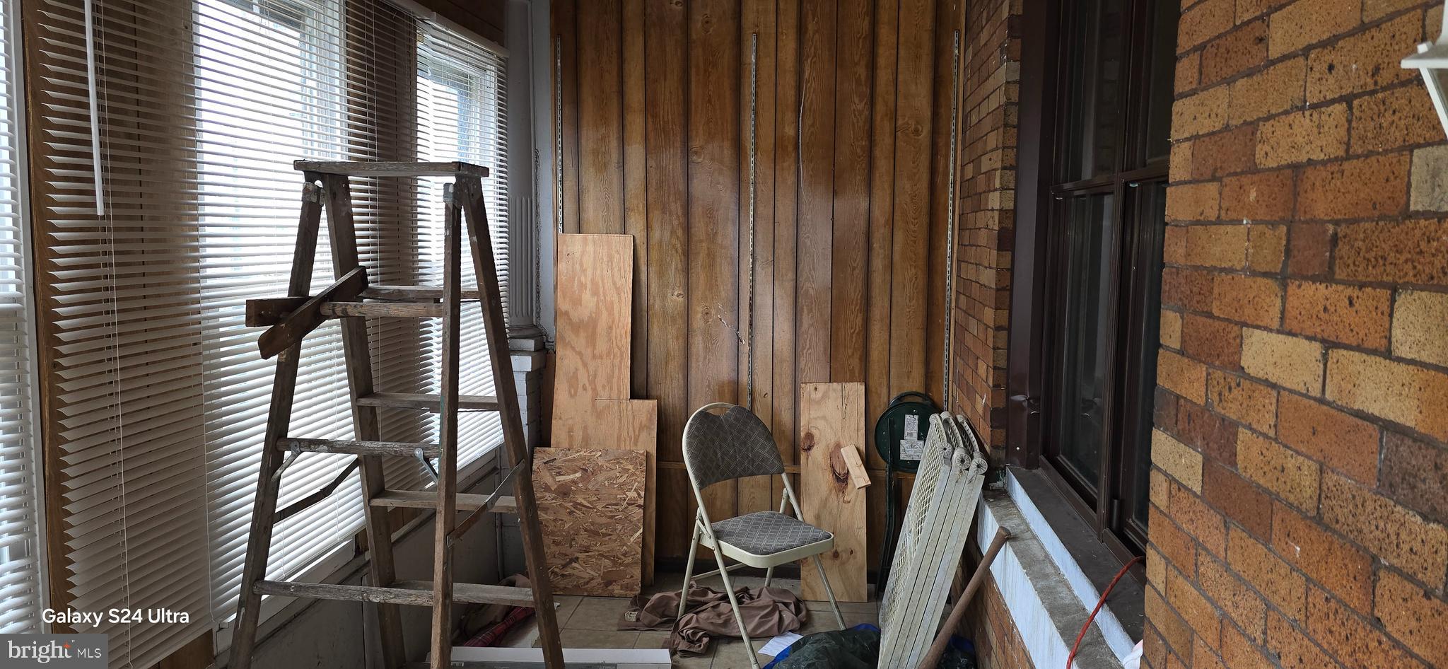 MAYFAIR - Residential