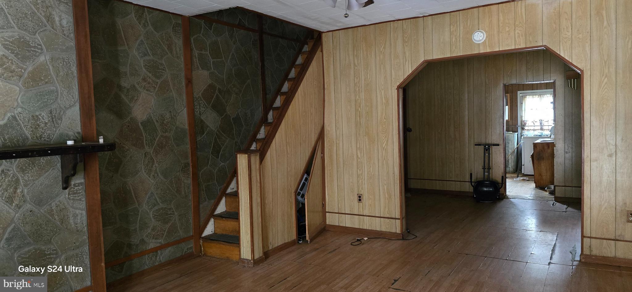 MAYFAIR - Residential