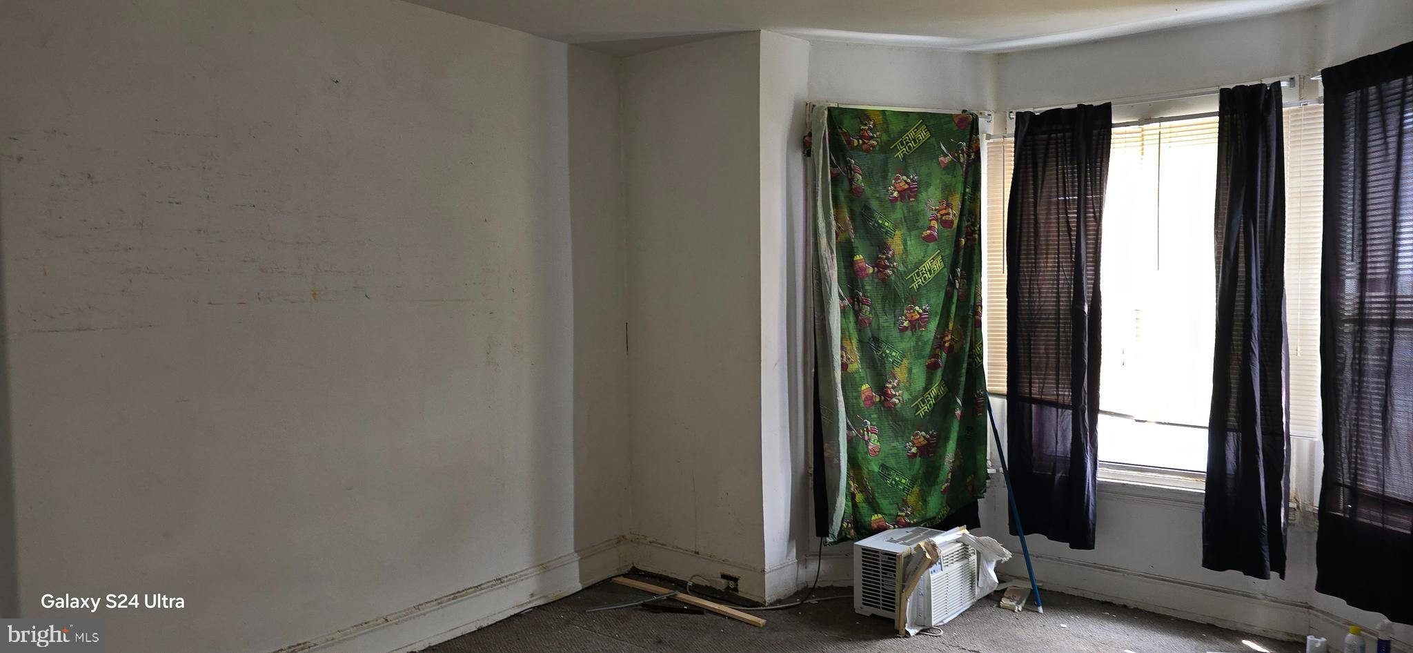 MAYFAIR - Residential