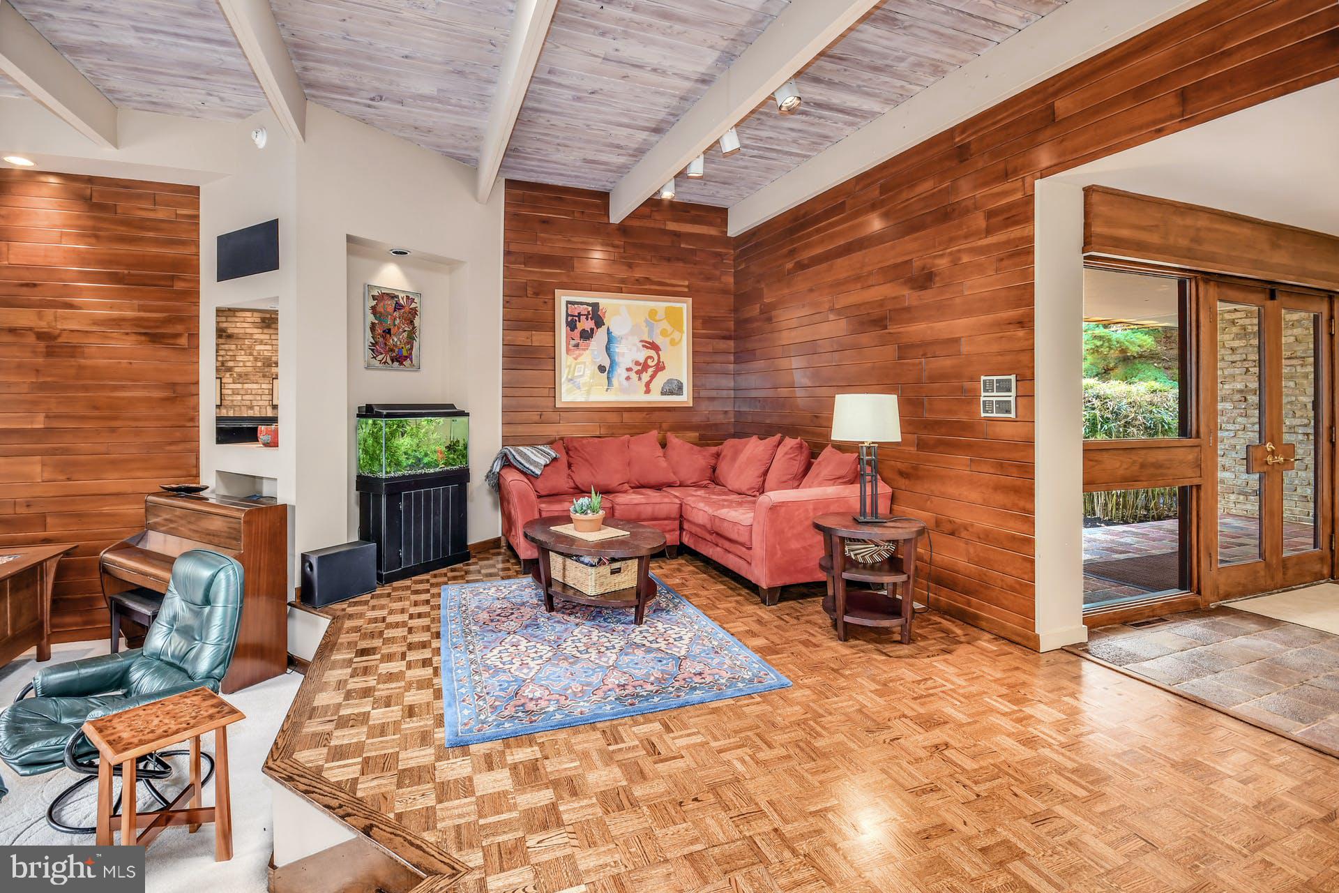 SALISBURY HILLS - Residential