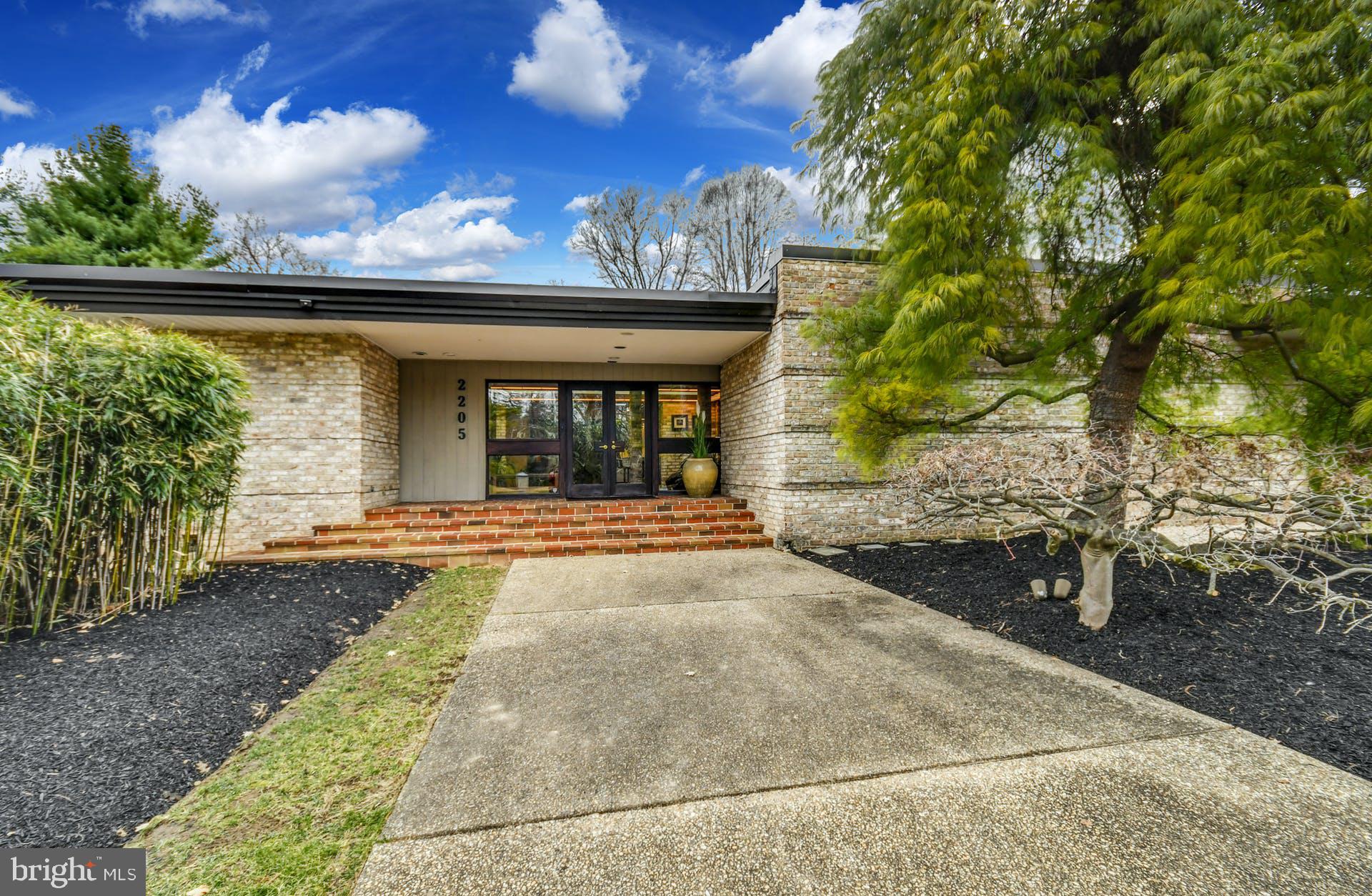 SALISBURY HILLS - Residential