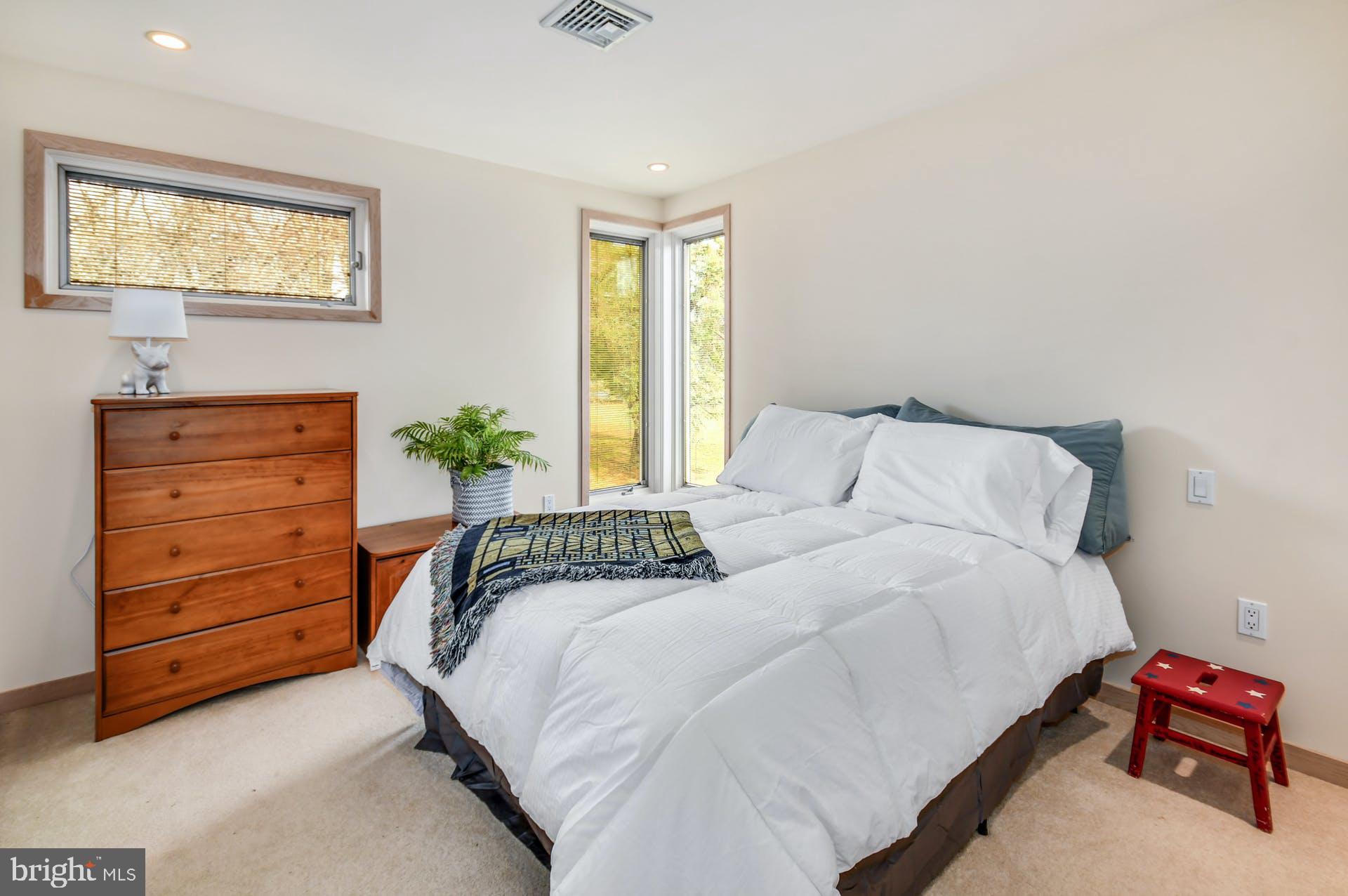 SALISBURY HILLS - Residential