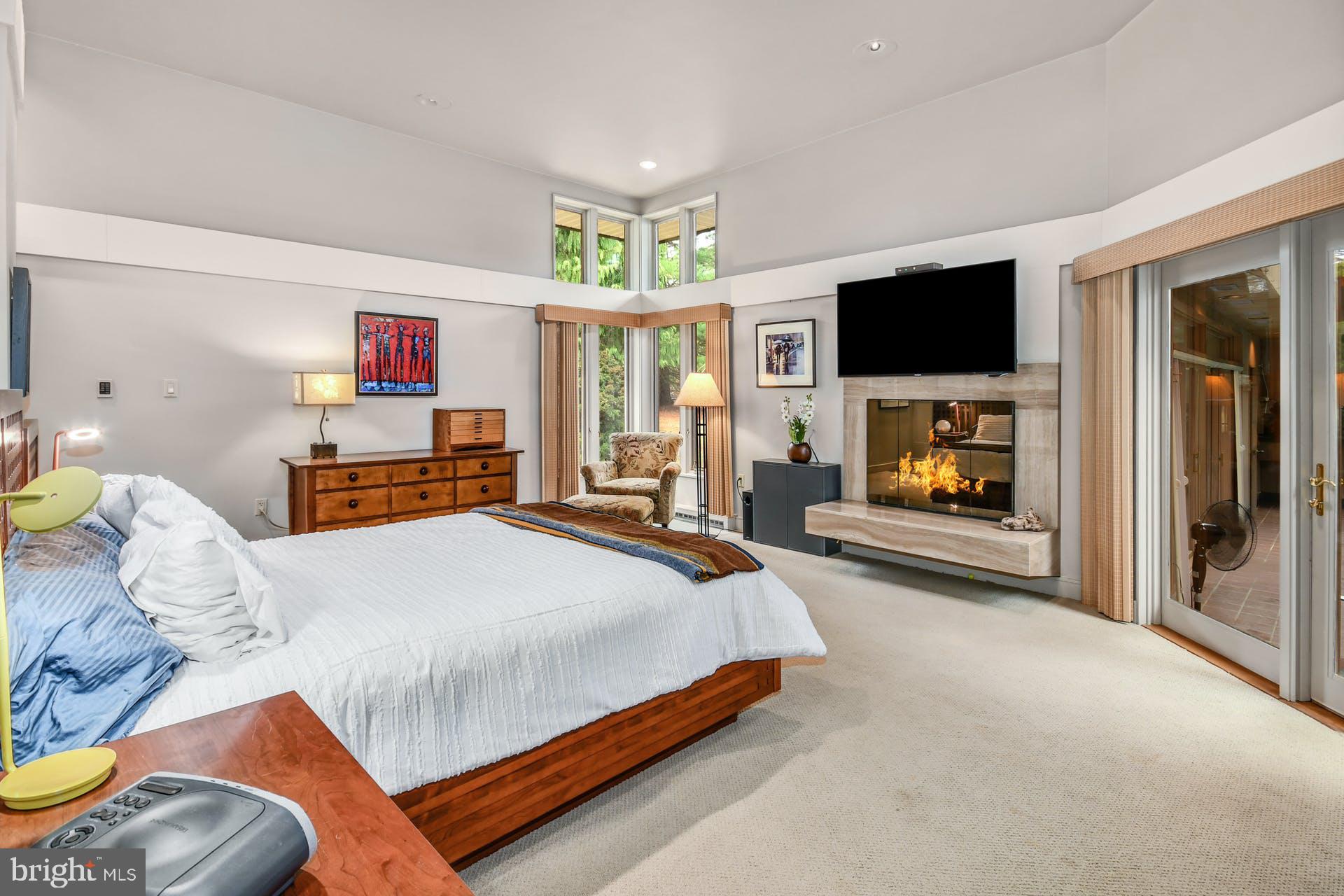 SALISBURY HILLS - Residential