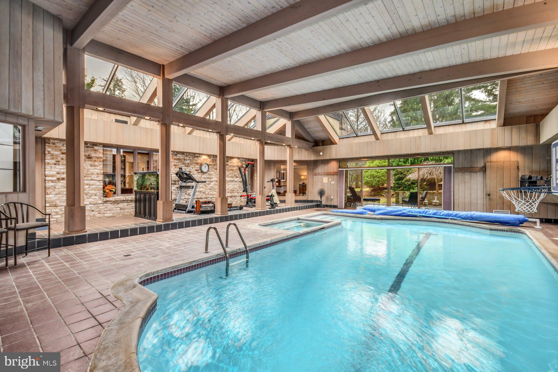 SALISBURY HILLS - Residential