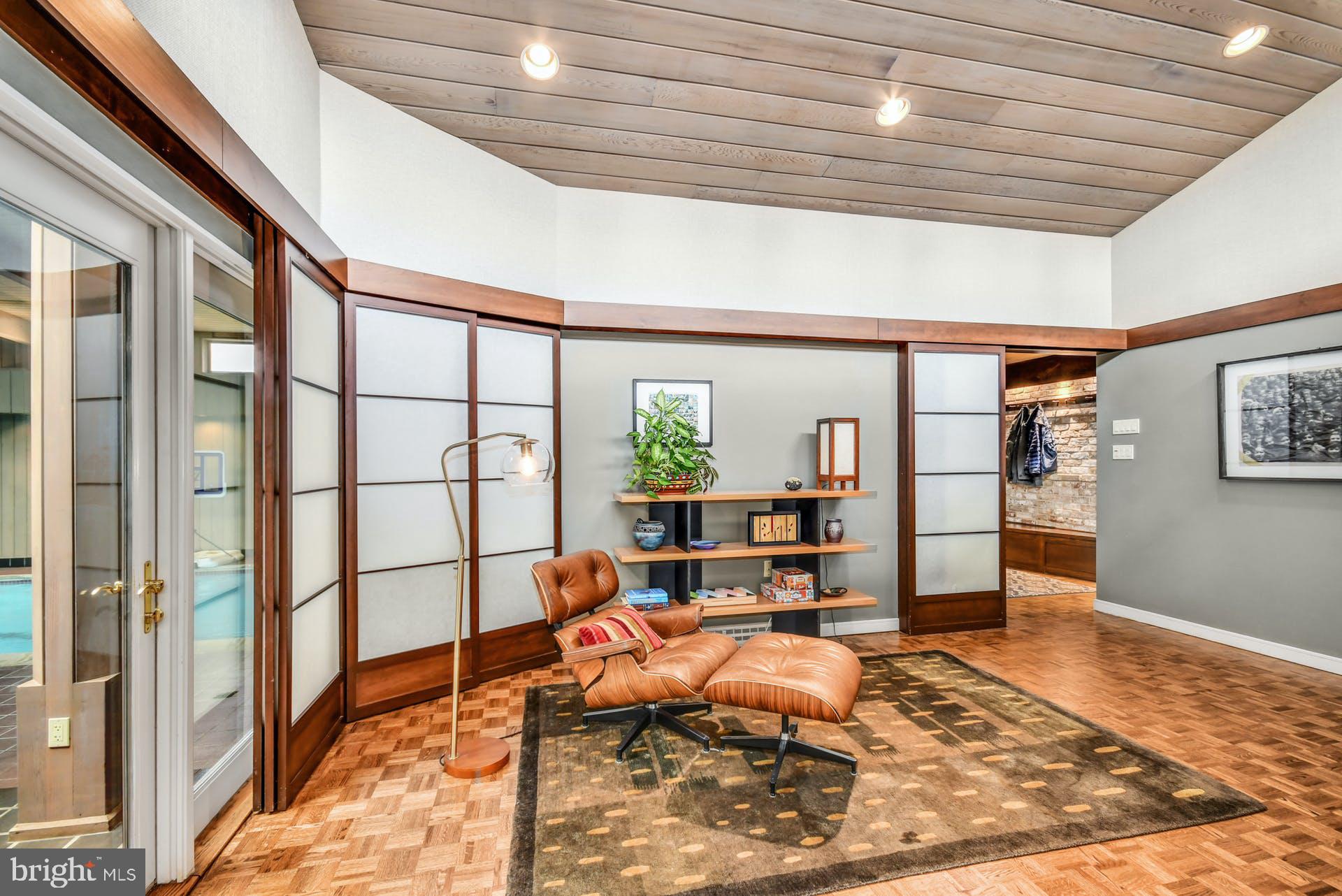 SALISBURY HILLS - Residential