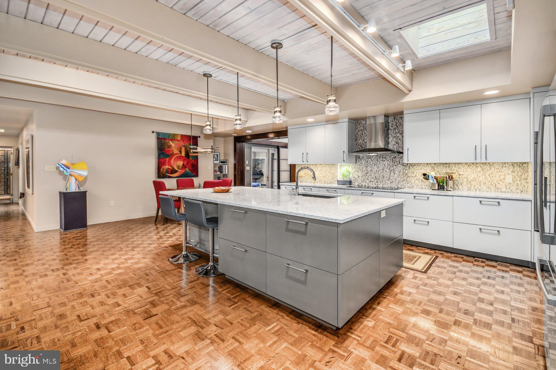 SALISBURY HILLS - Residential