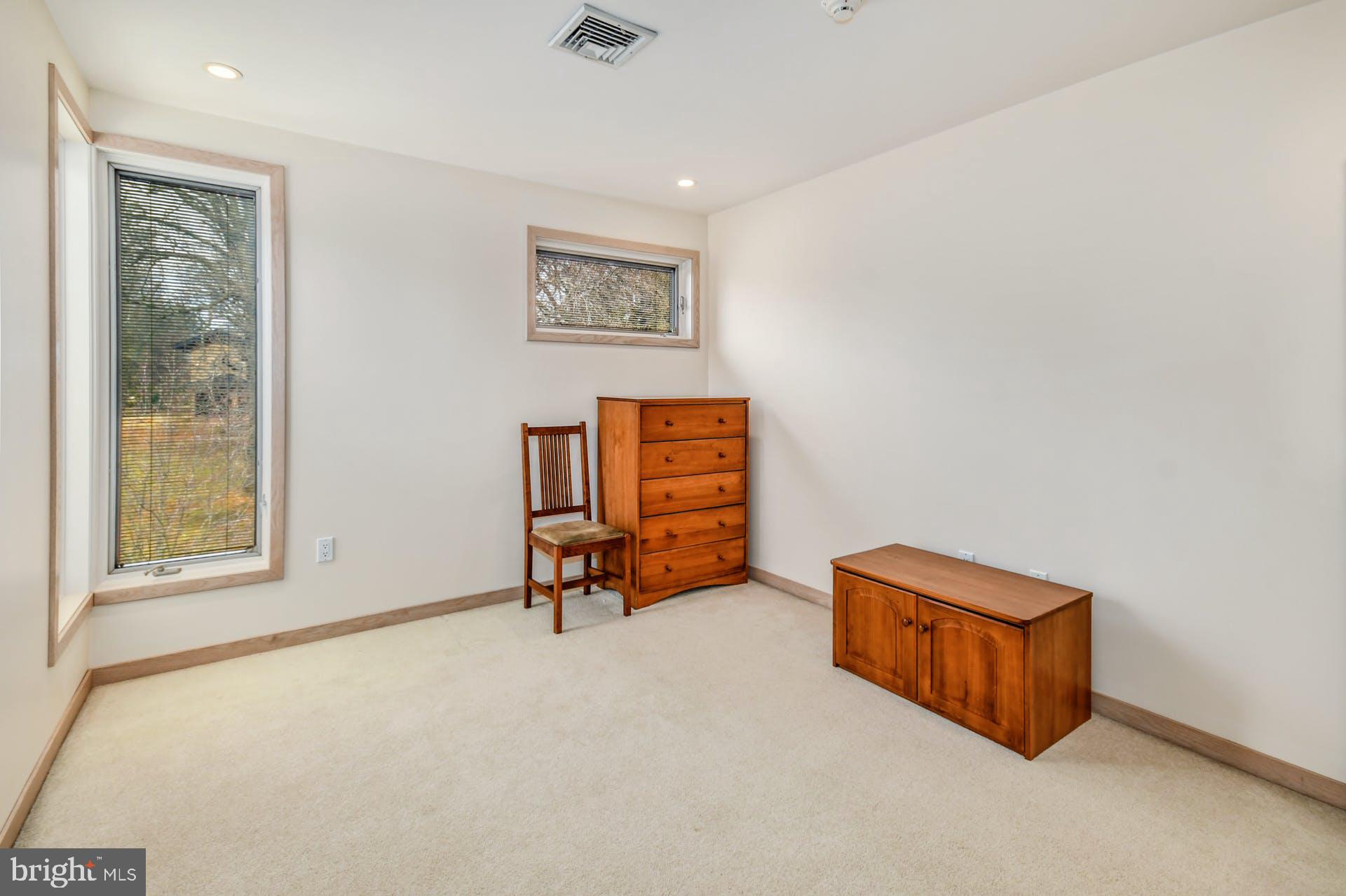 SALISBURY HILLS - Residential