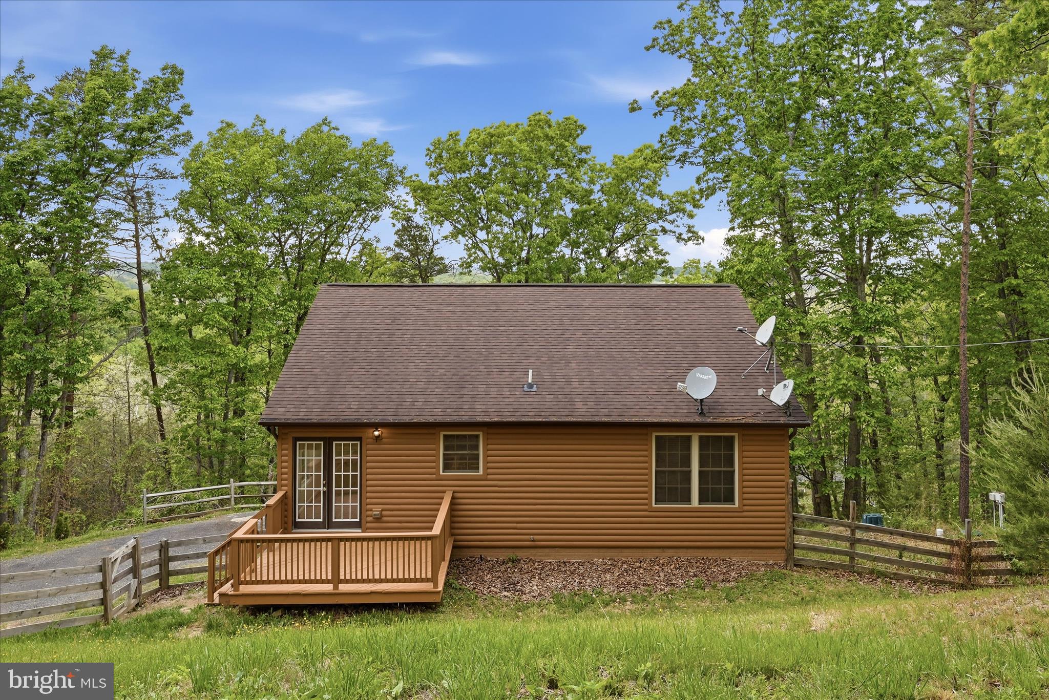 SHEN FARMS CHAIN SPRING - Residential