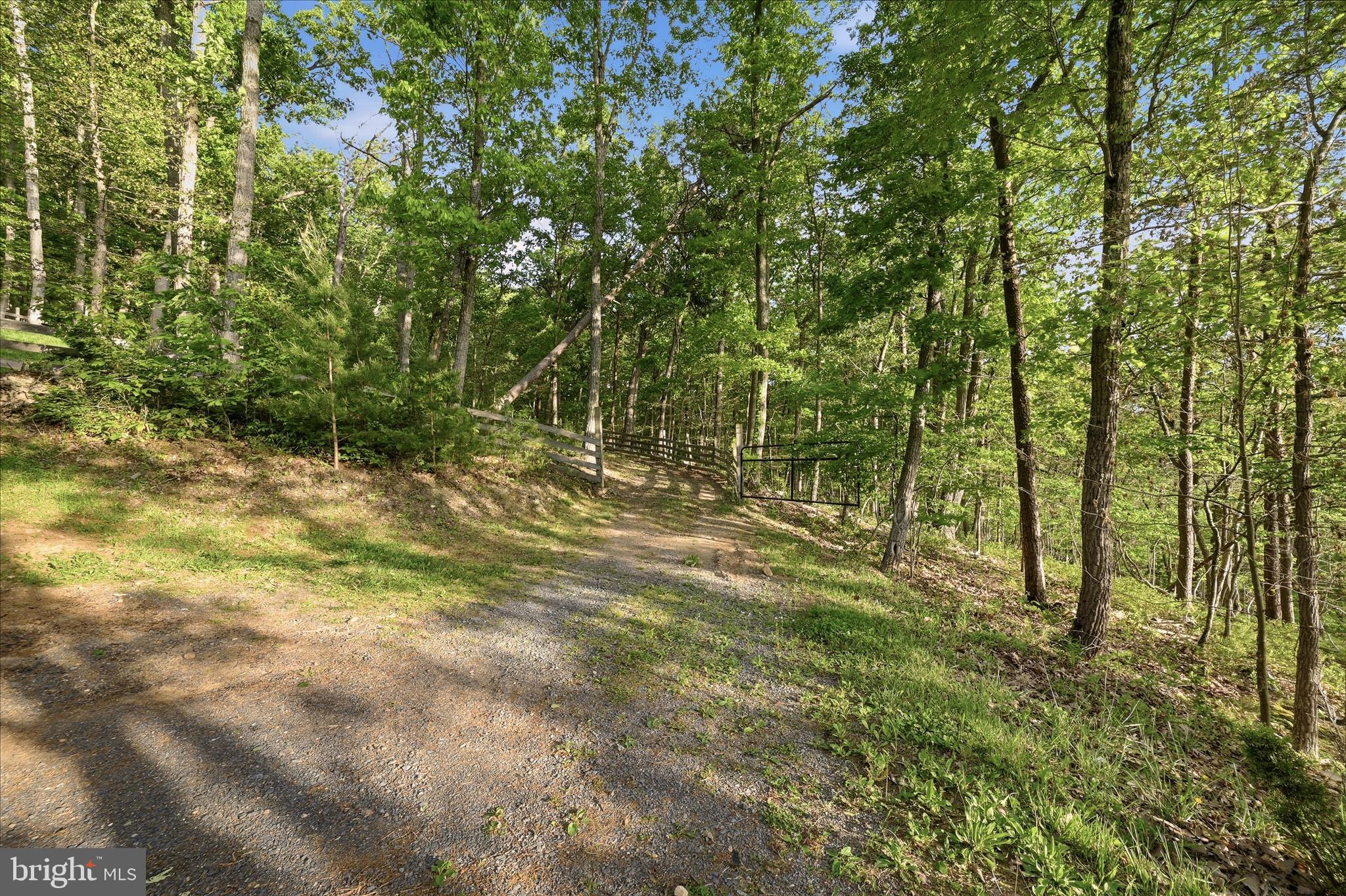 SHEN FARMS CHAIN SPRING - Residential