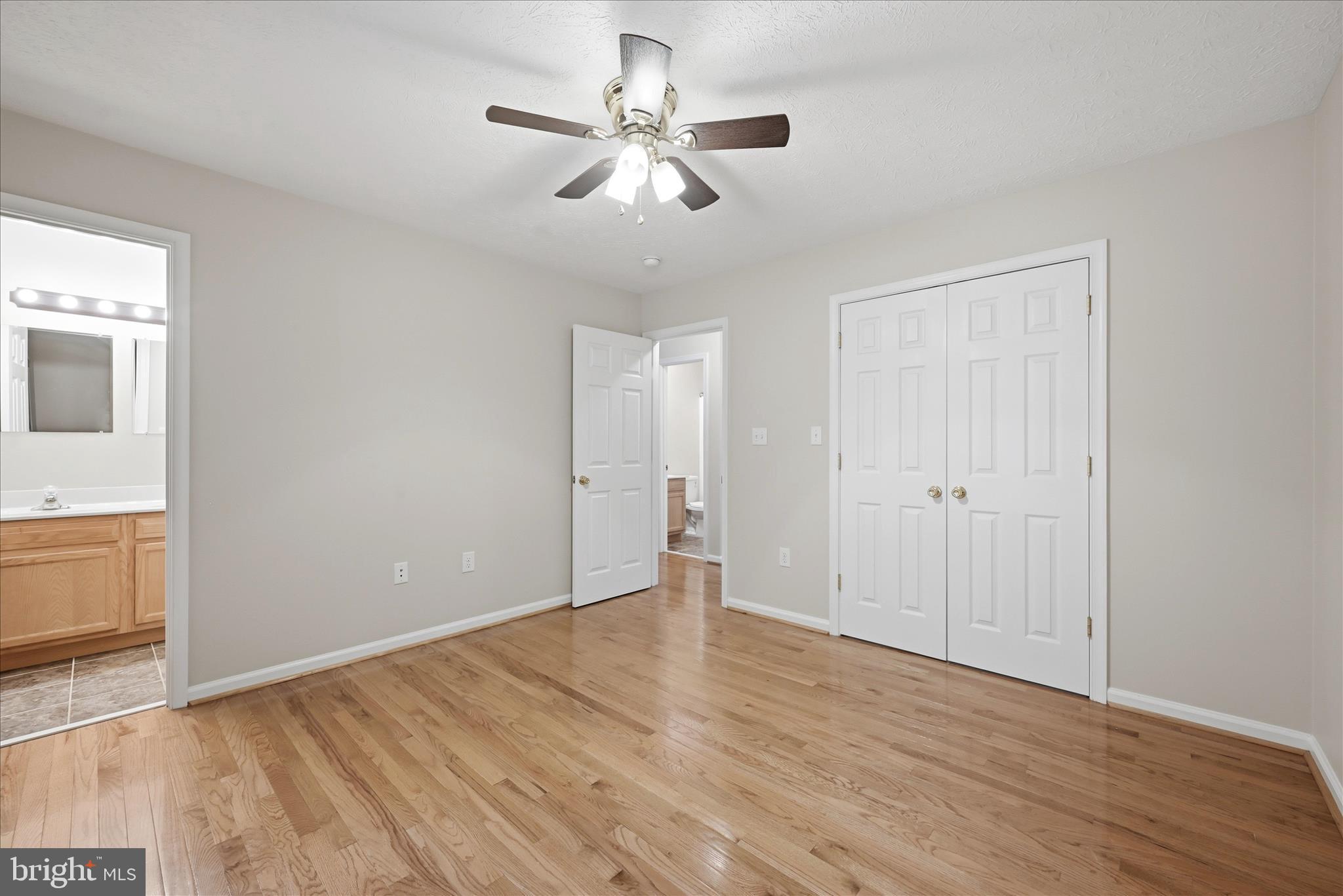 SHEN FARMS CHAIN SPRING - Residential