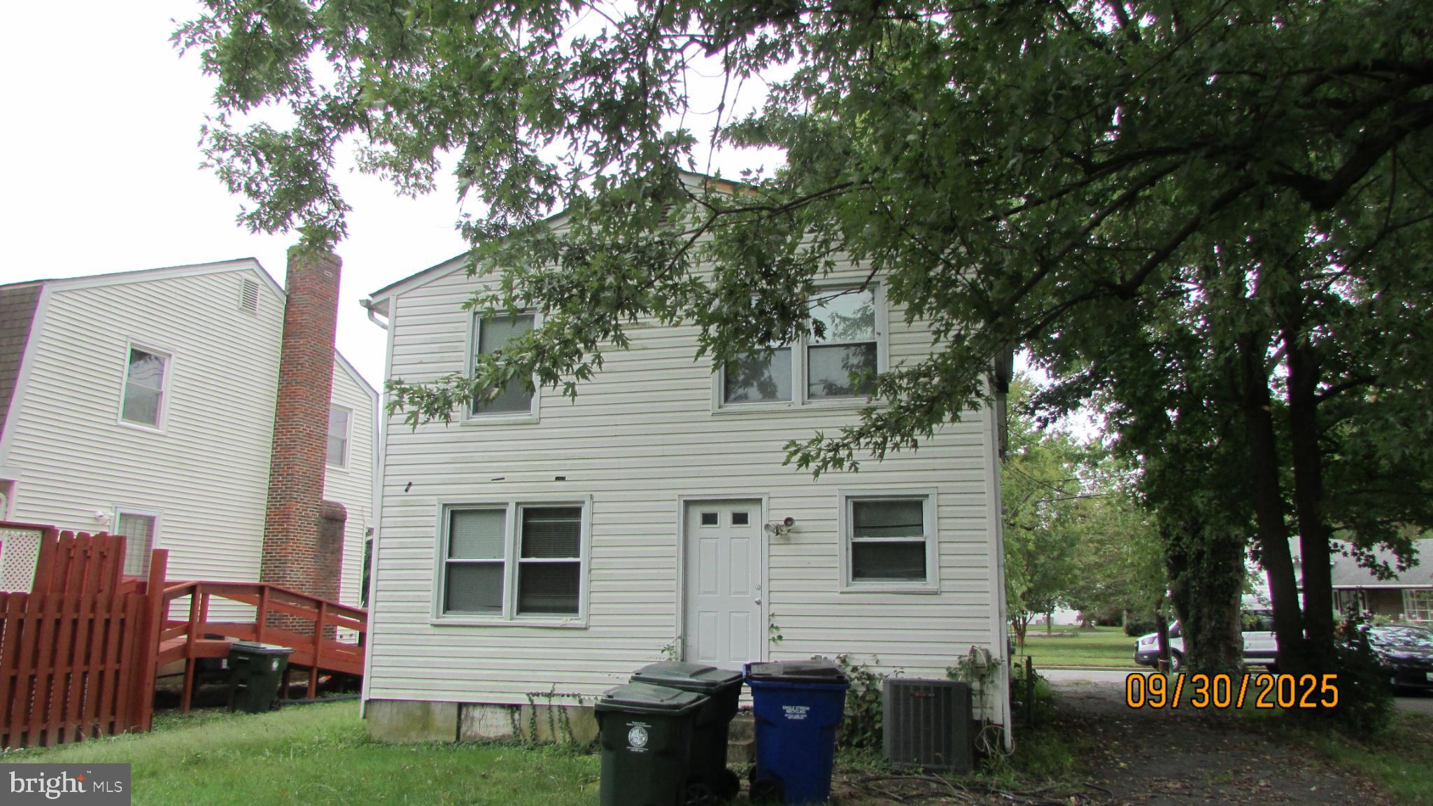 COLLEGE PARK - Residential