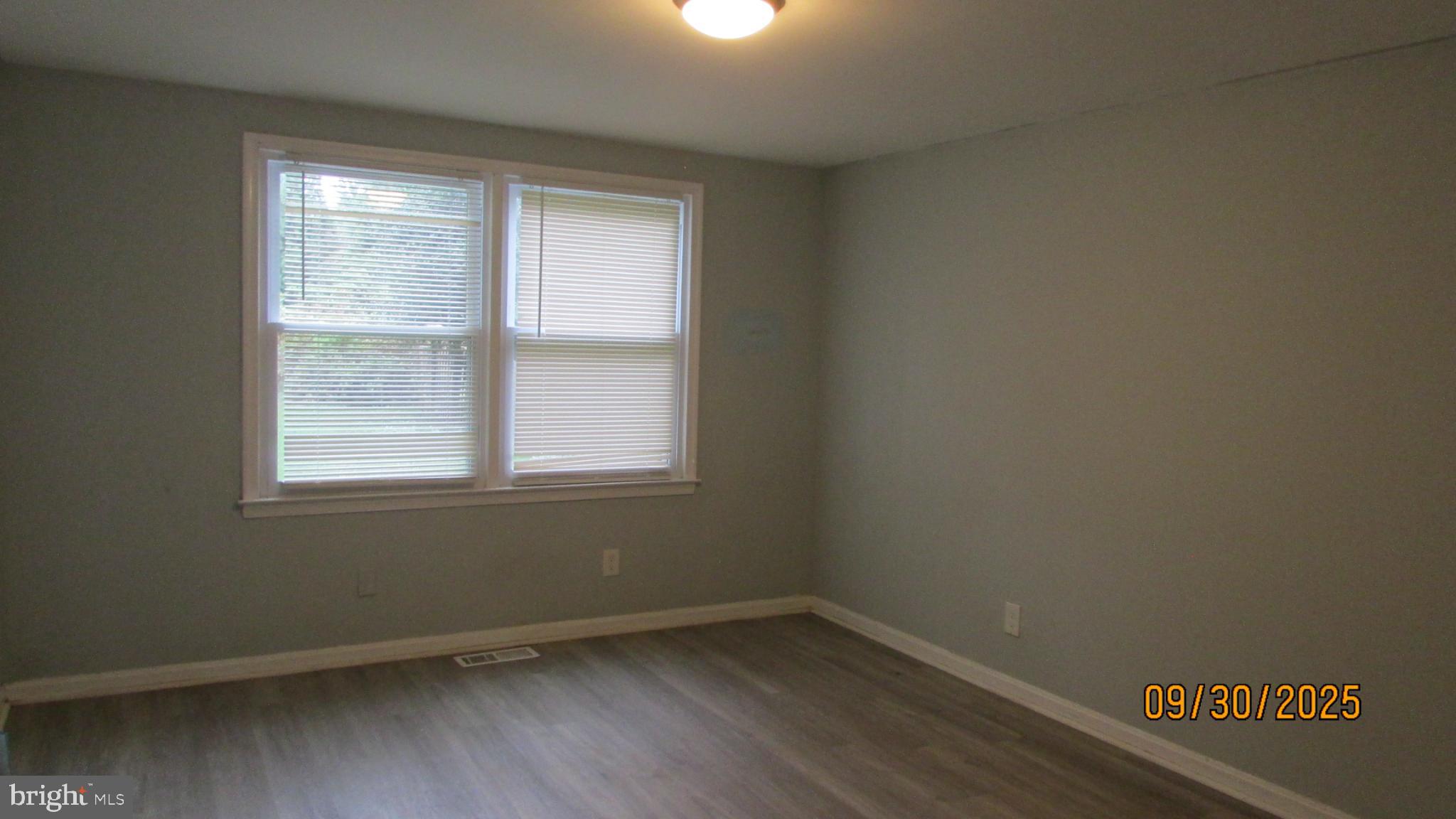 COLLEGE PARK - Residential