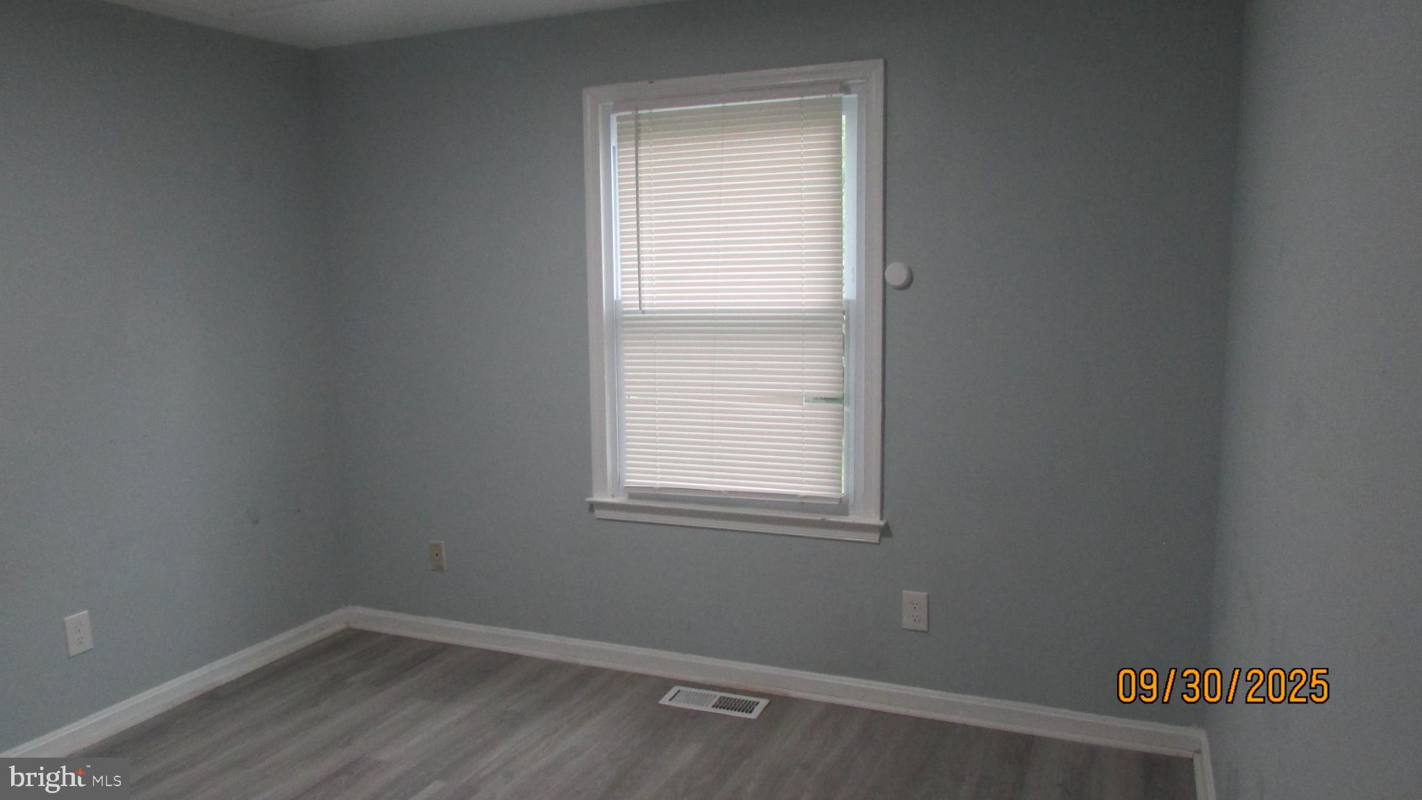 COLLEGE PARK - Residential