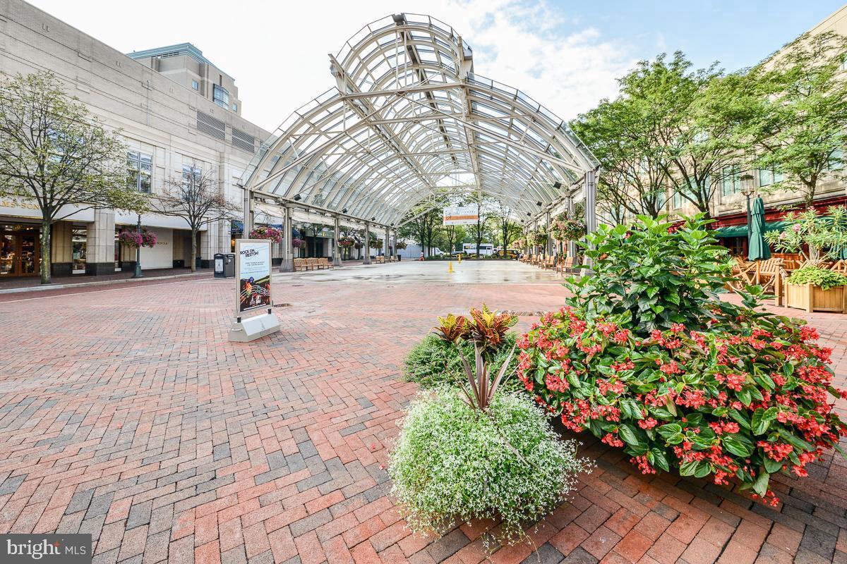 WEST MARKET - Residential Lease