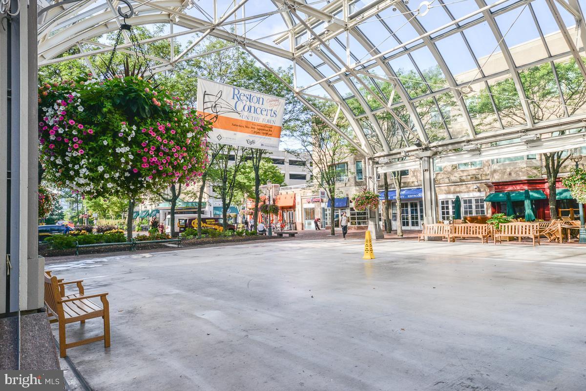 WEST MARKET - Residential Lease