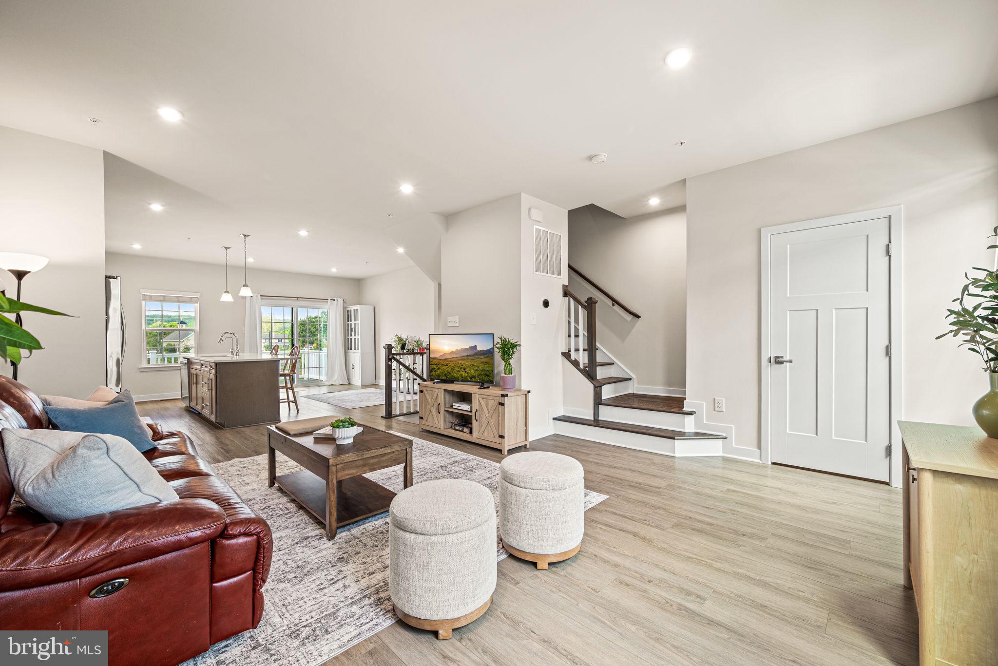 EXTON WALK TOWNS - Residential