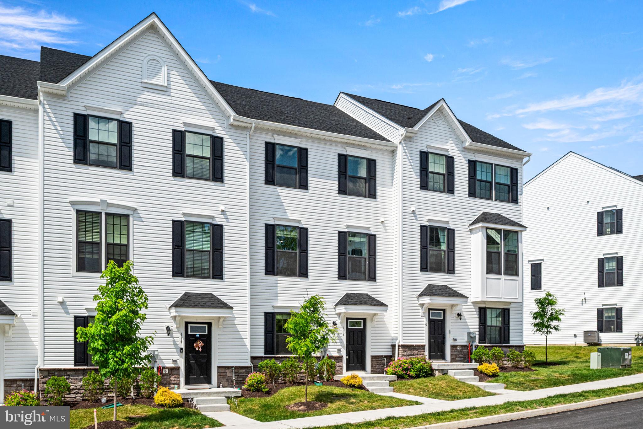 EXTON WALK TOWNS - Residential