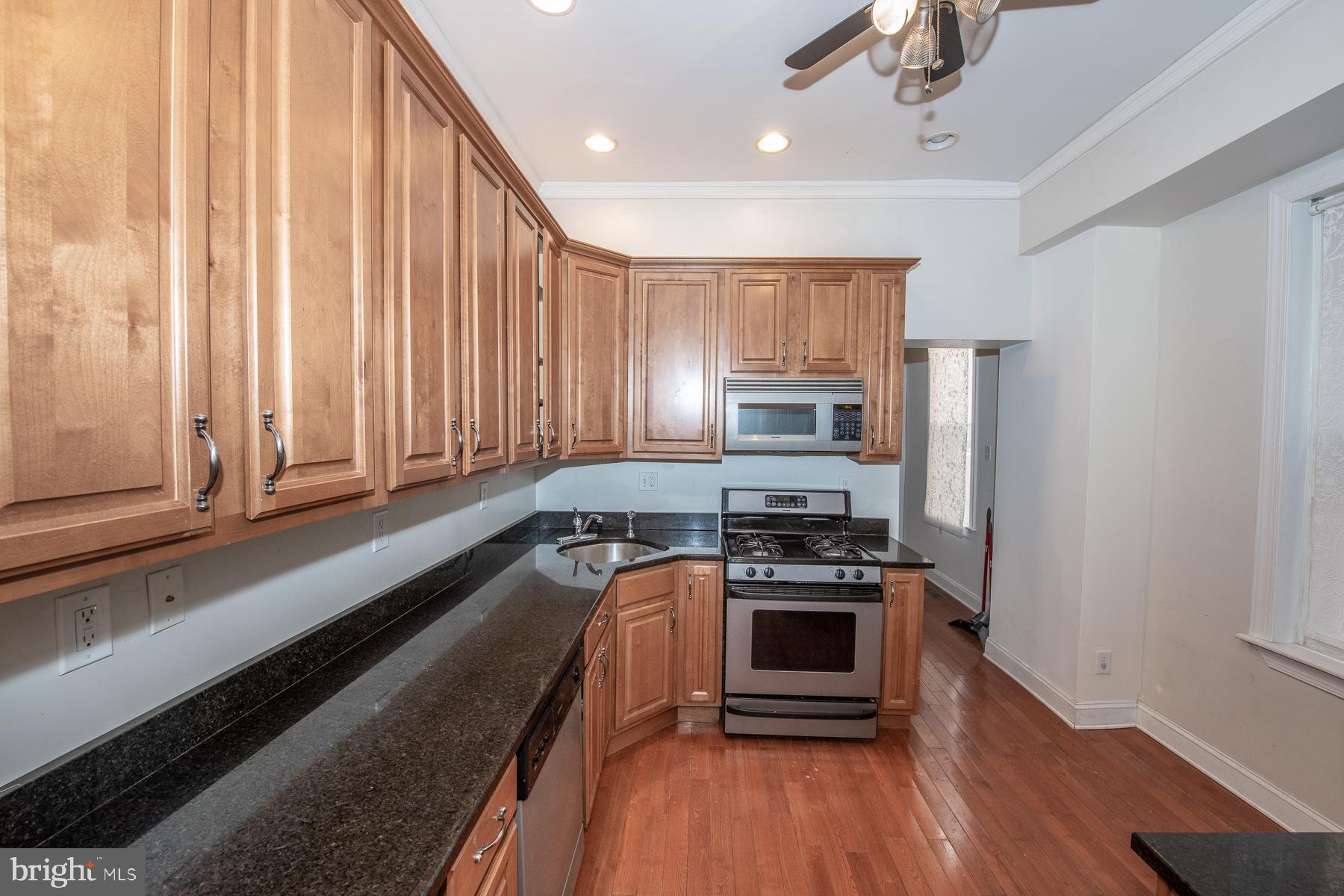 DICKINSON NARROWS - Residential