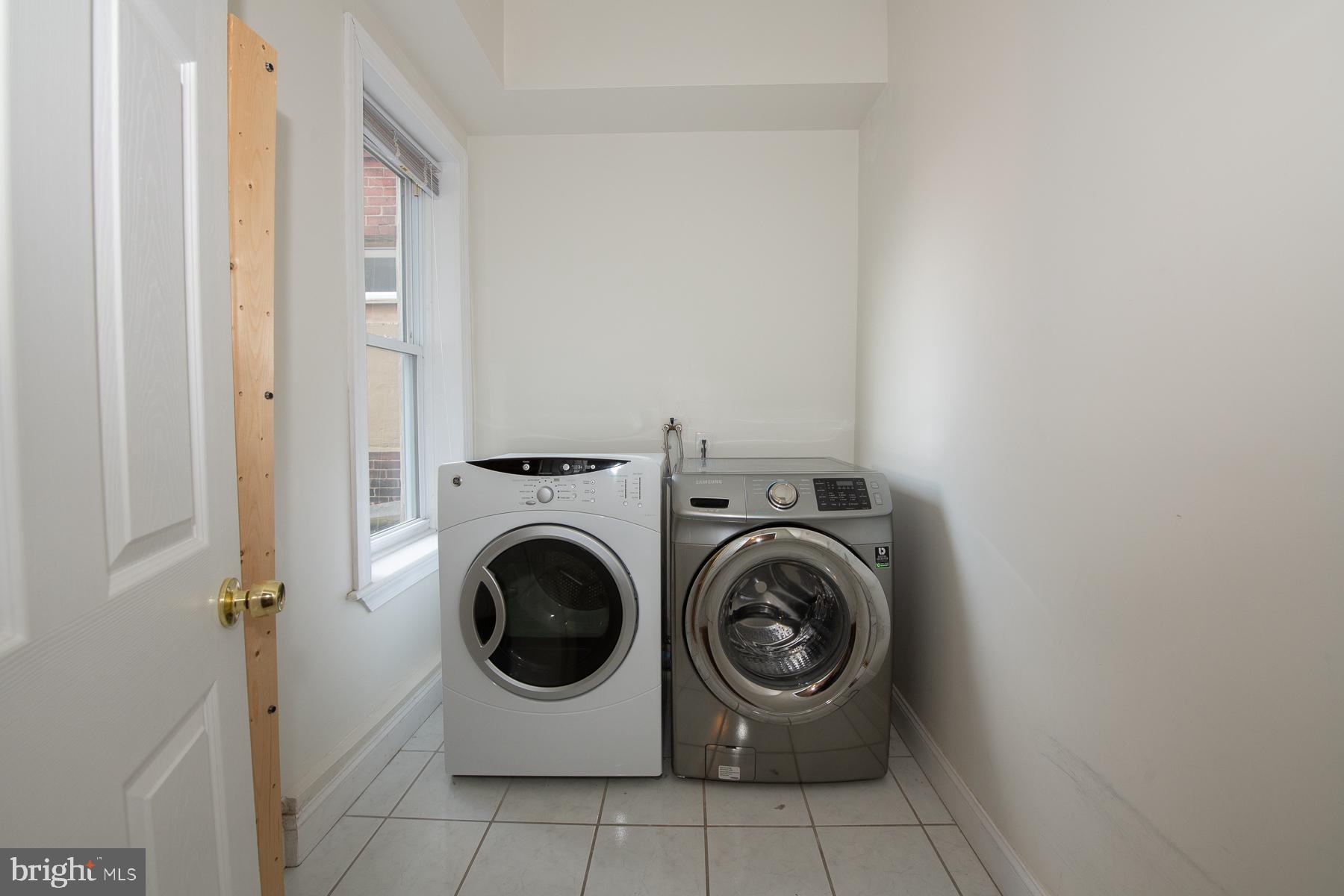 DICKINSON NARROWS - Residential