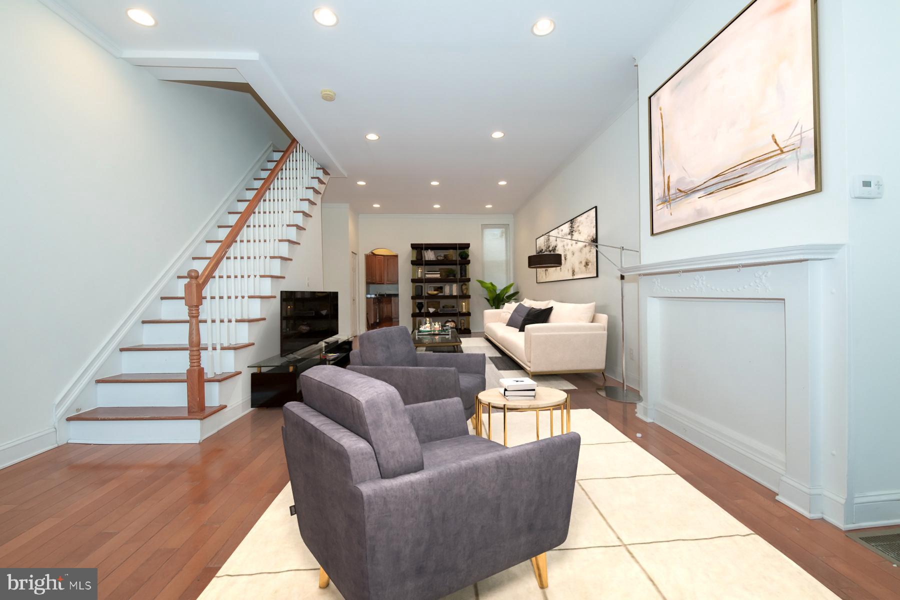 DICKINSON NARROWS - Residential