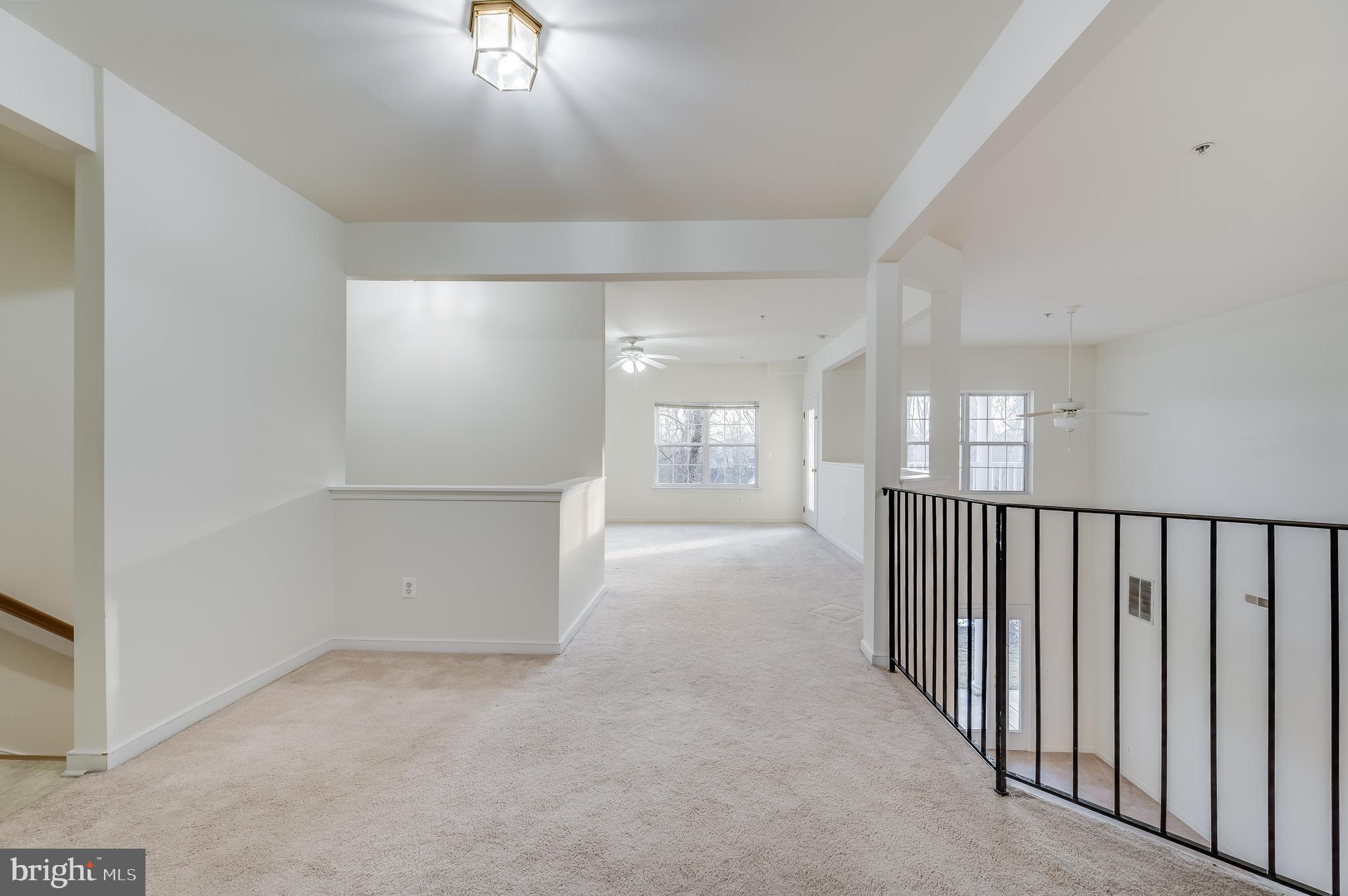 RIVERGATE II - Residential