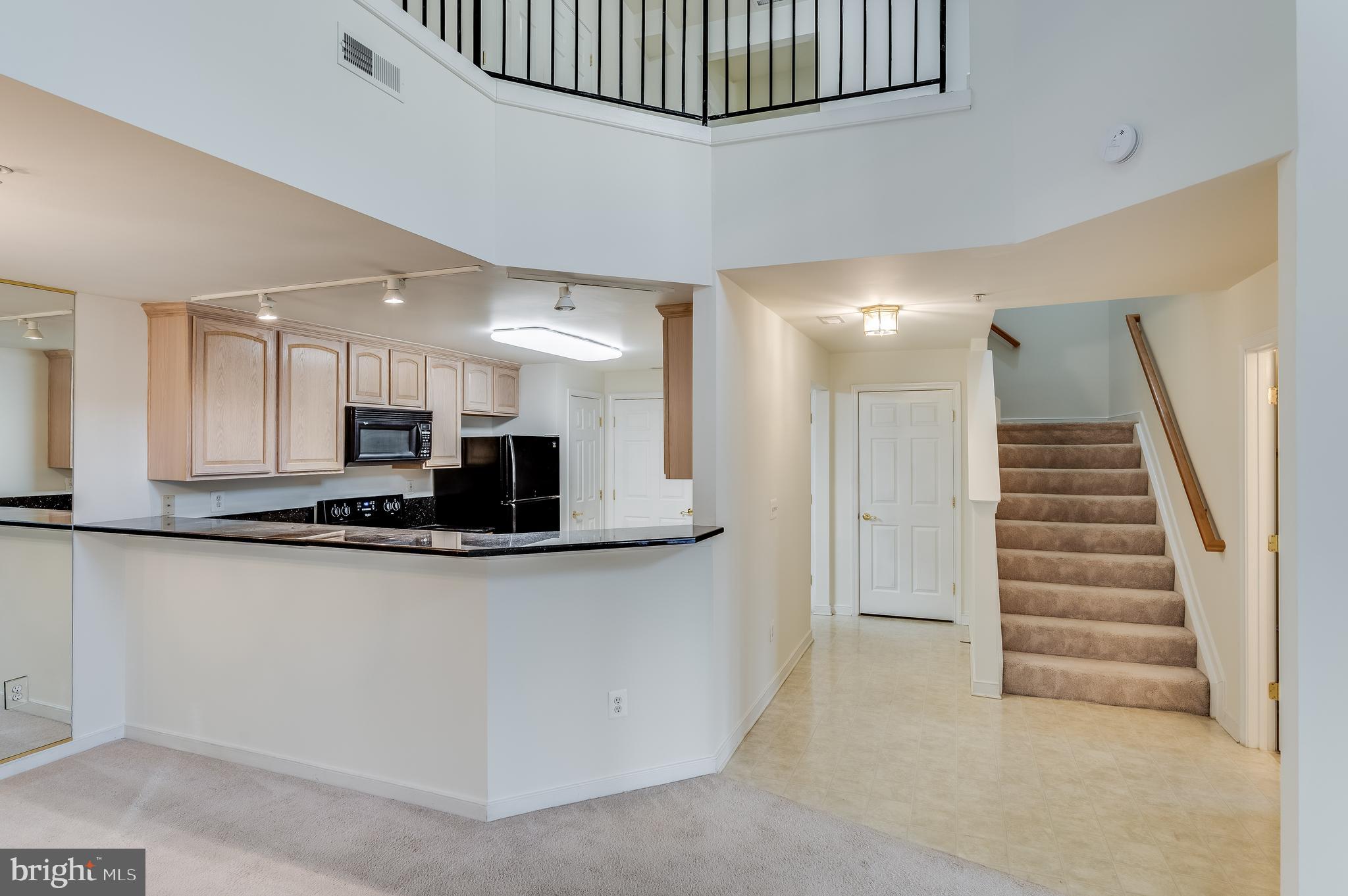 RIVERGATE II - Residential