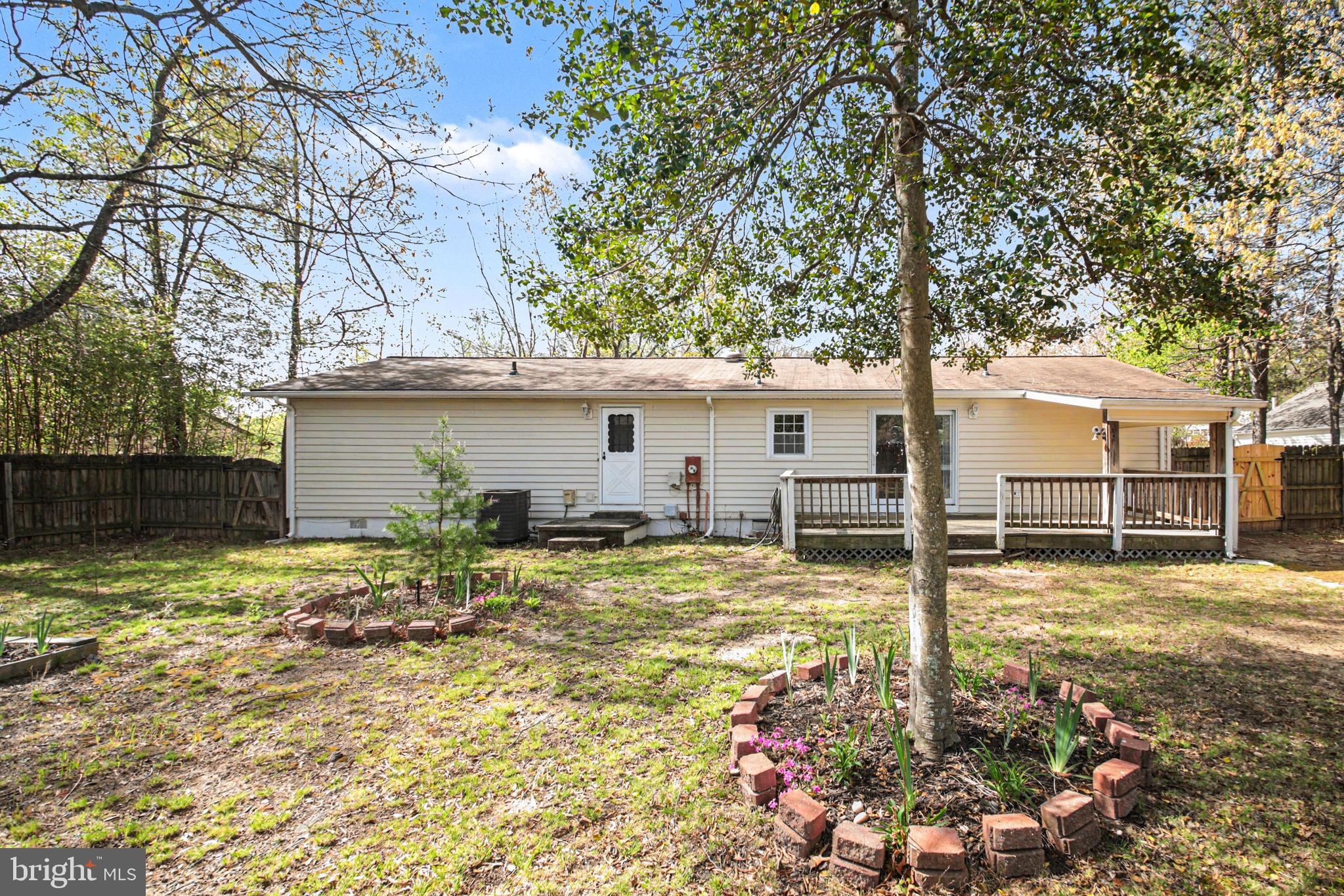 AQUIA HARBOUR - Residential