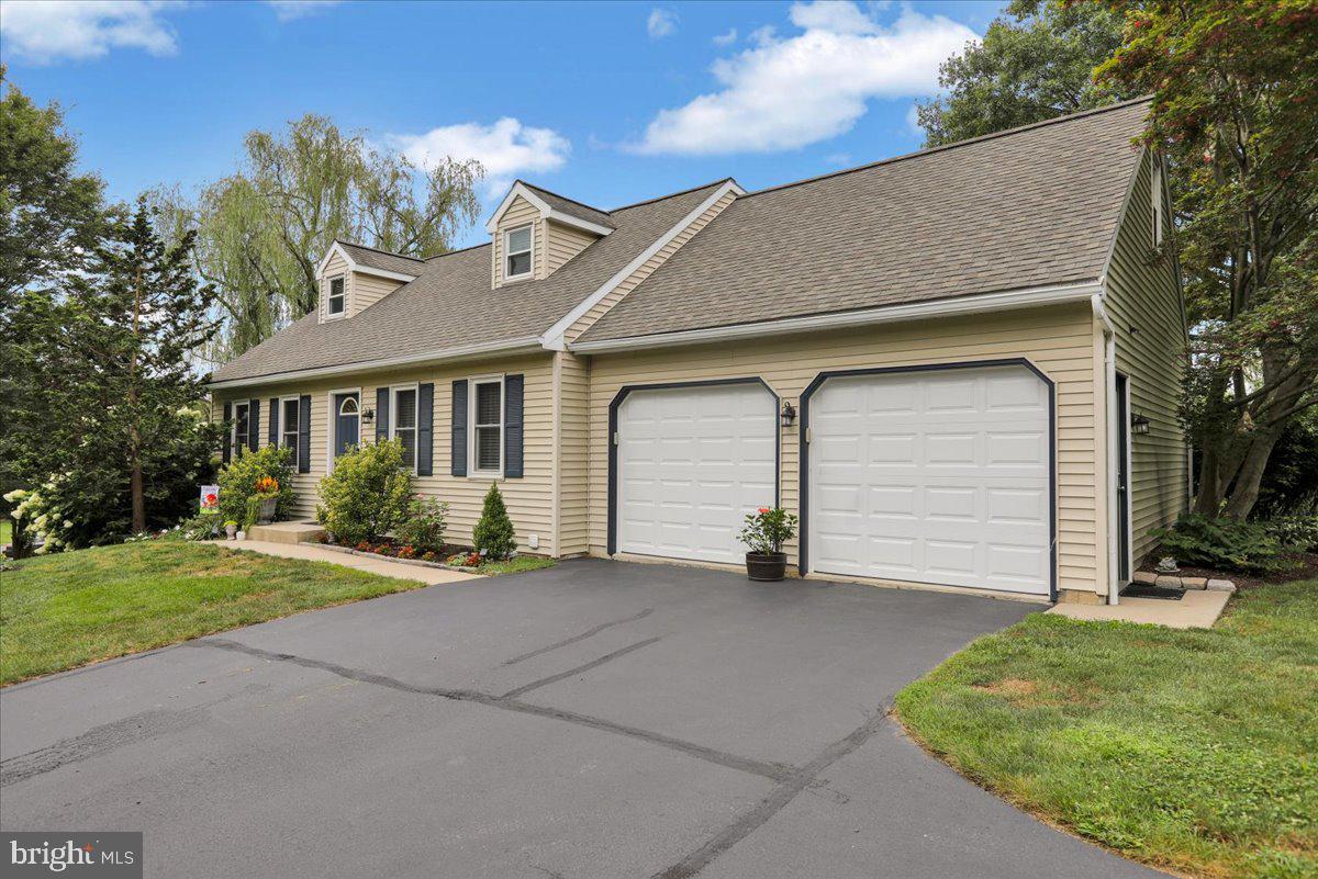 275 PERSIMMON LANE