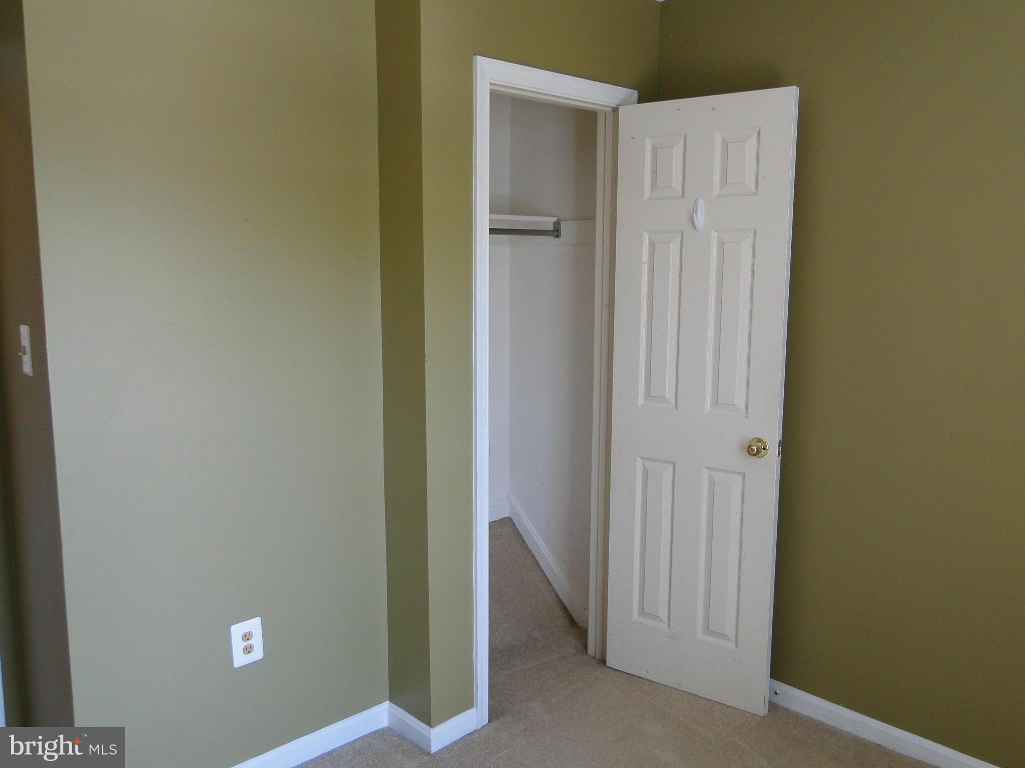 DRUMSHEUGH PLAT 3 - Residential Lease