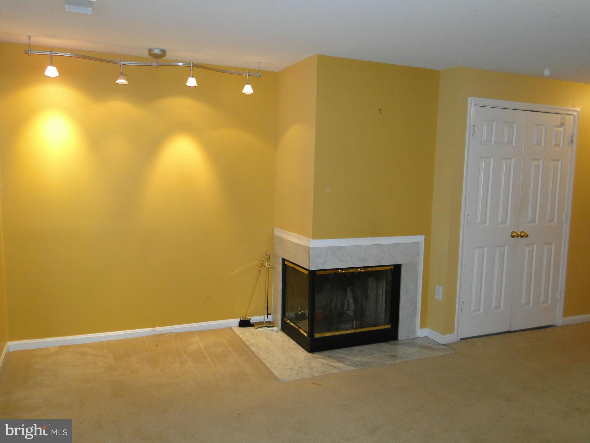 DRUMSHEUGH PLAT 3 - Residential Lease