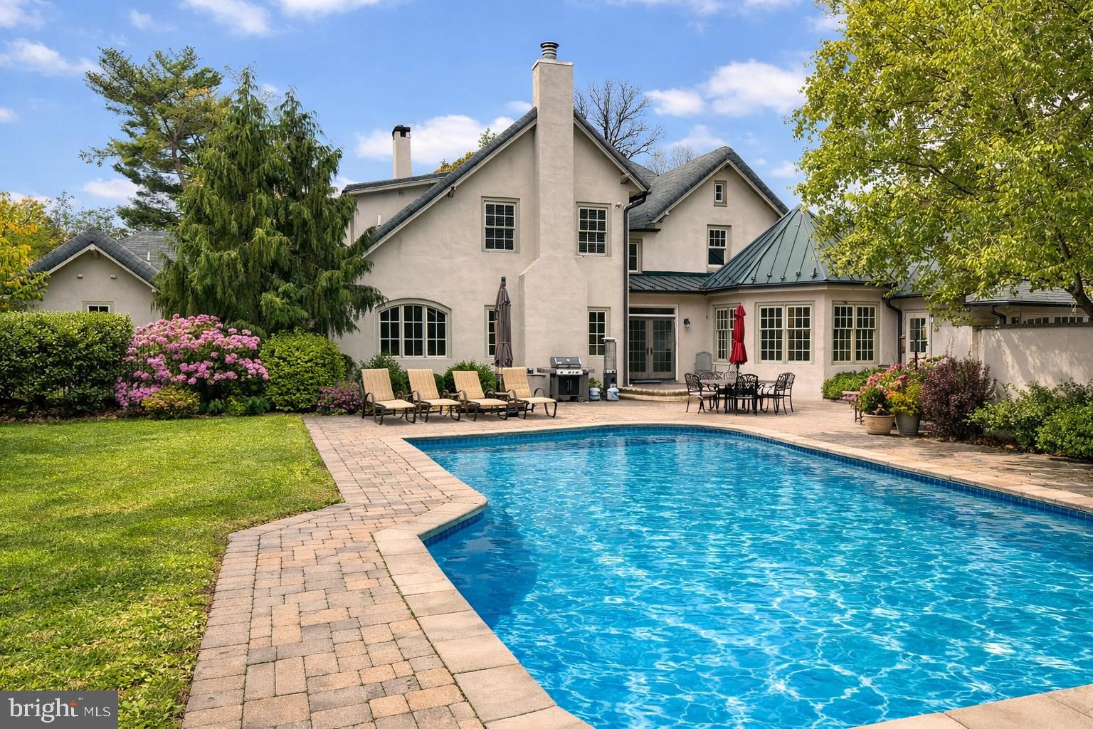 51 S HINCHMAN AVENUE