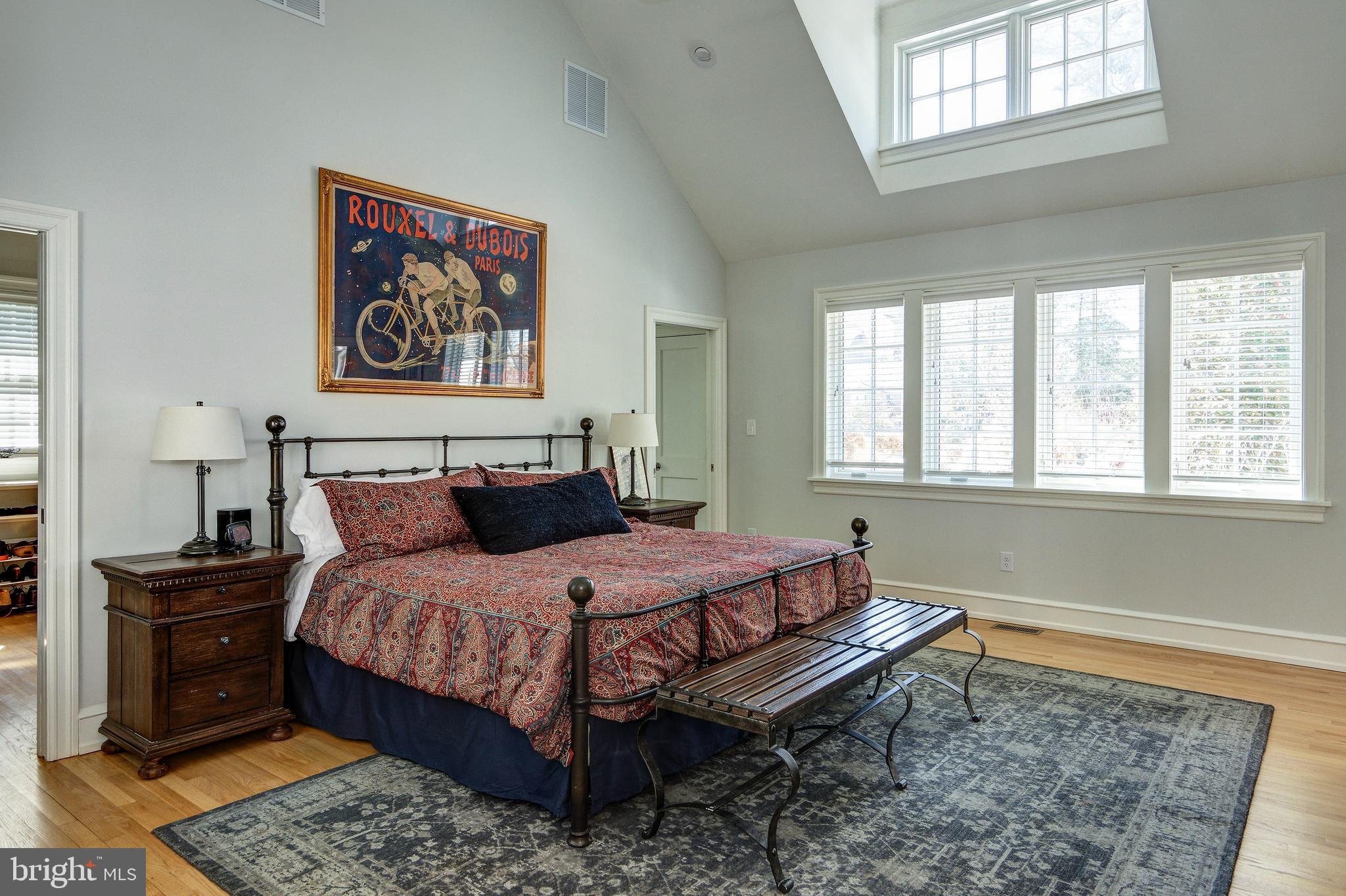 51 S HINCHMAN AVENUE