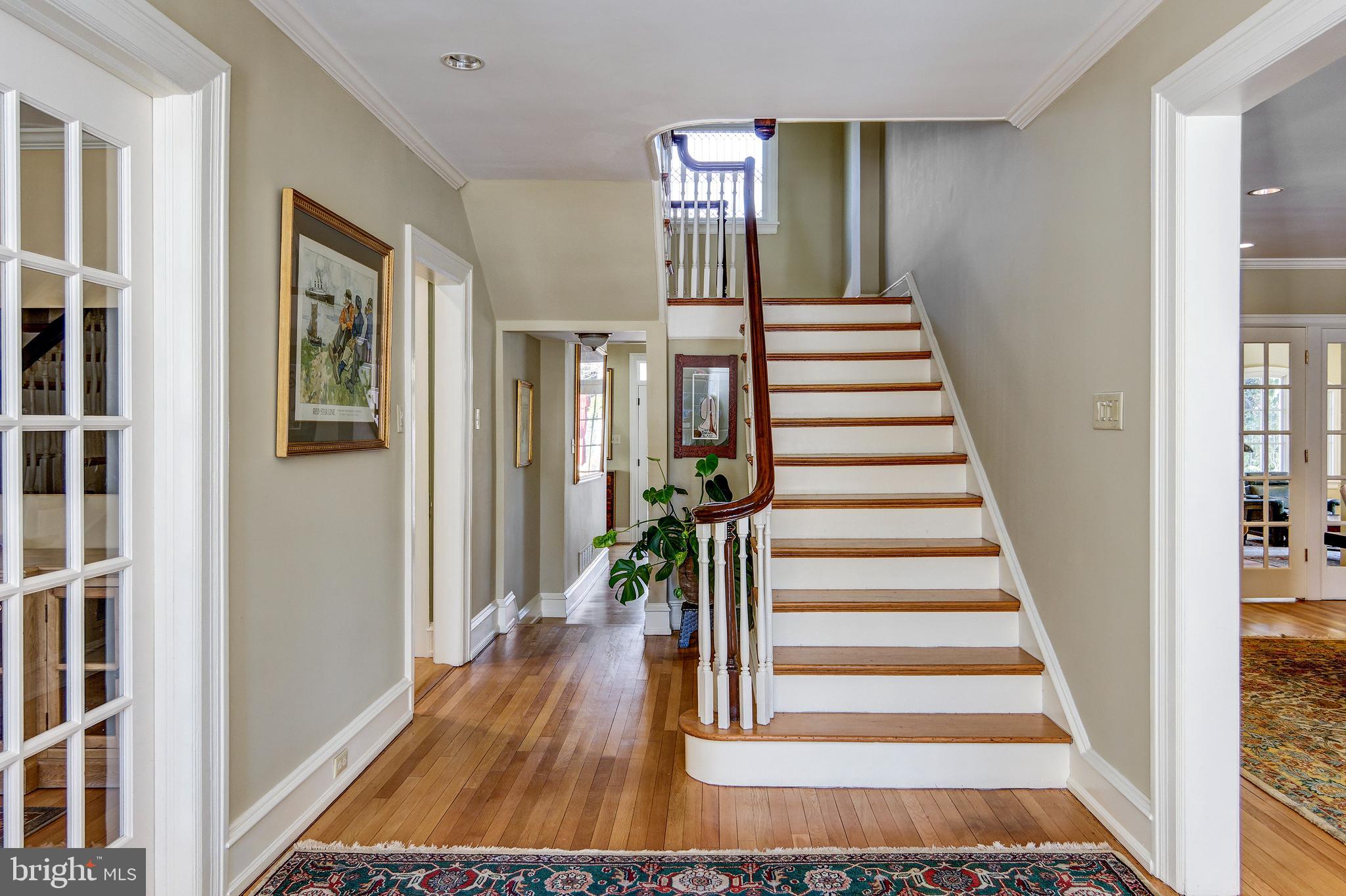 51 S HINCHMAN AVENUE