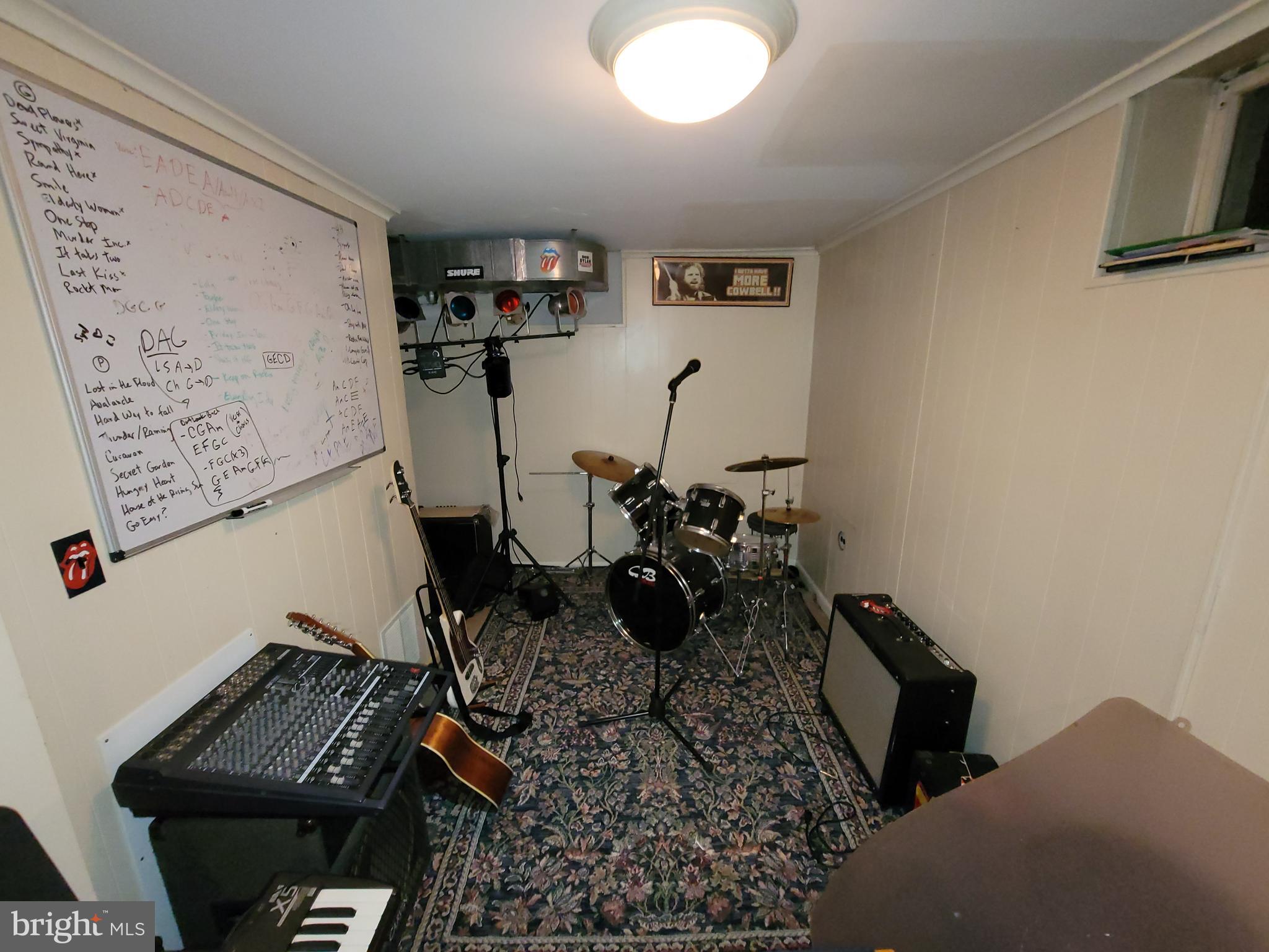 SUMMER HILL - Residential