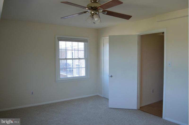 MOORINGS OF OCCOQUAN CON - Residential