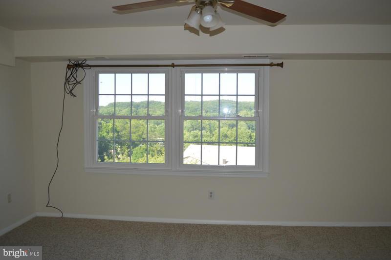 MOORINGS OF OCCOQUAN CON - Residential