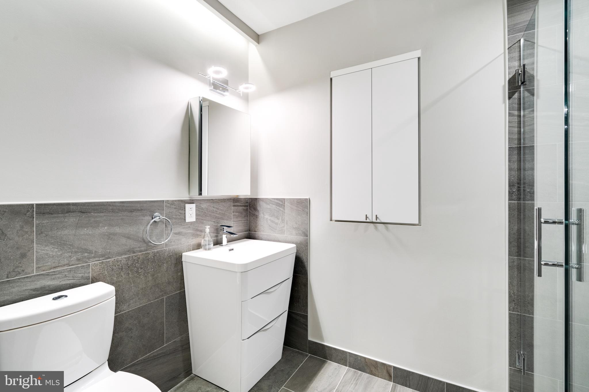 SOCIETY HILL - Residential