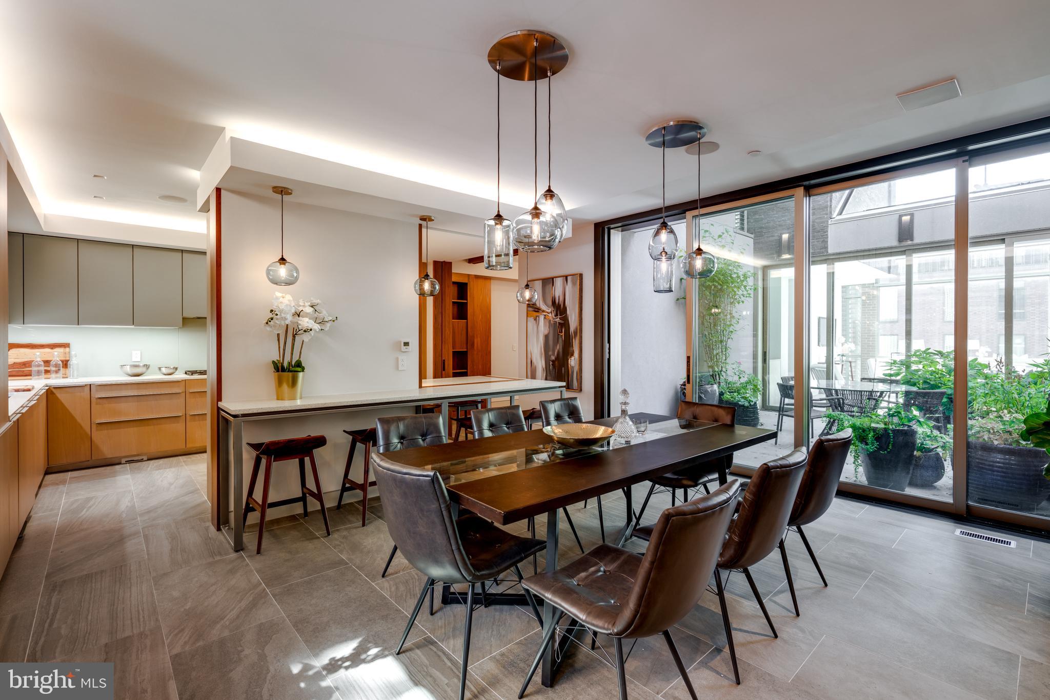 SOCIETY HILL - Residential